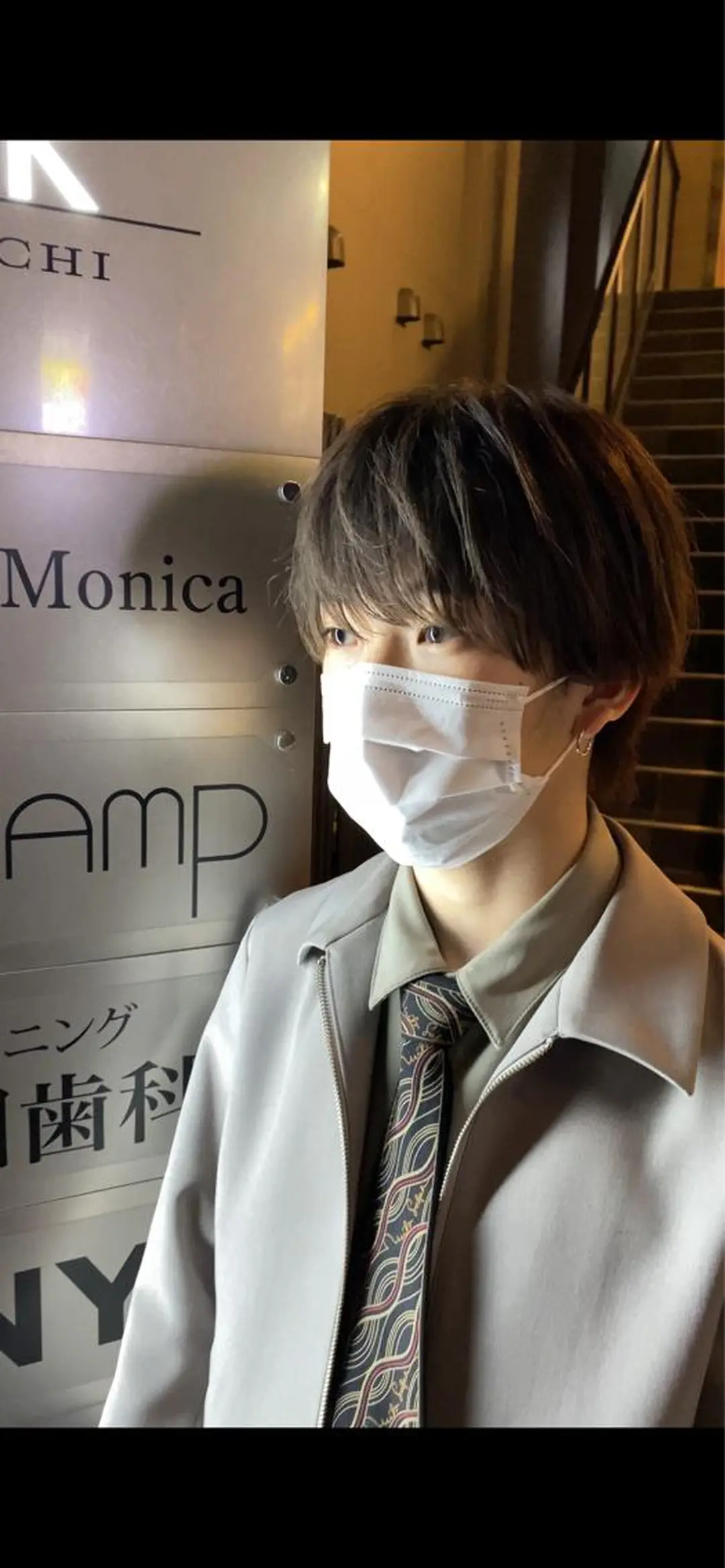 メンズ 透明感ブリーチ/ メンズパーマのヘアスタイル