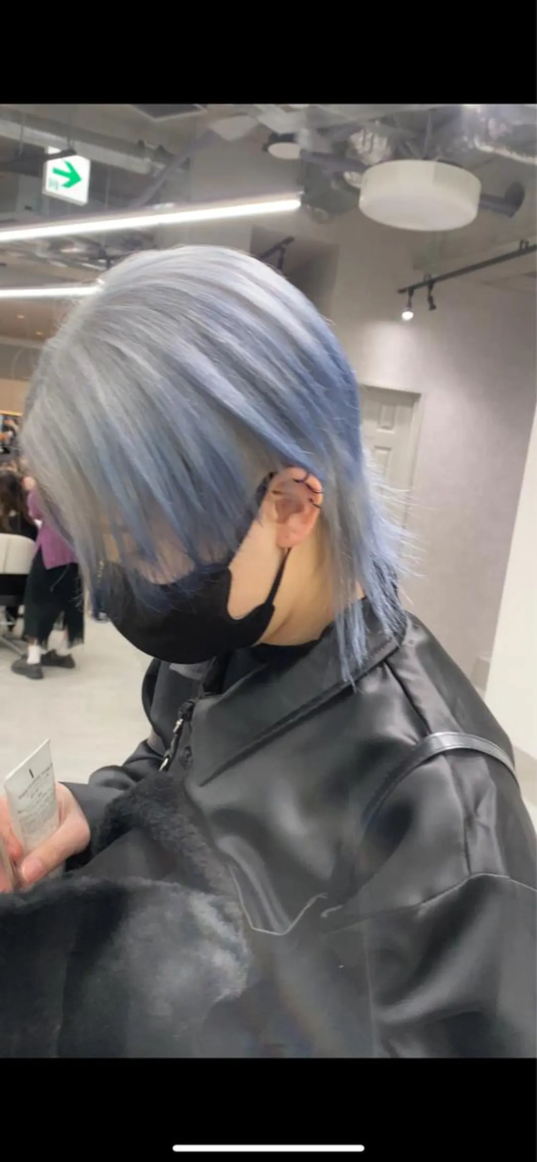 ミディアム カット hair salon dot.tokyo color所属・MANAMI 🥀ウルフカットのヘアスタイル