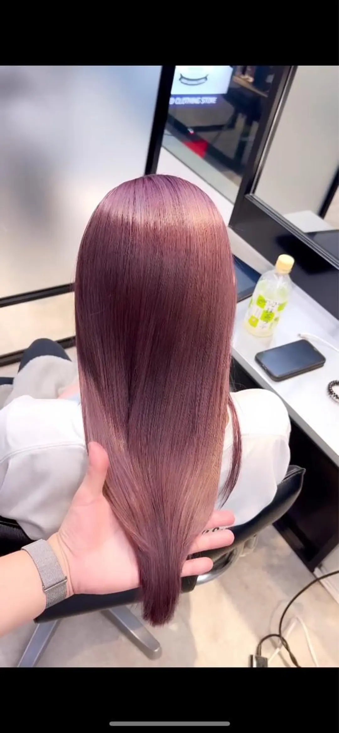 ミディアム ヘアカラー トリートメント 及川シゲル 髪質改善講師のヘアスタイル