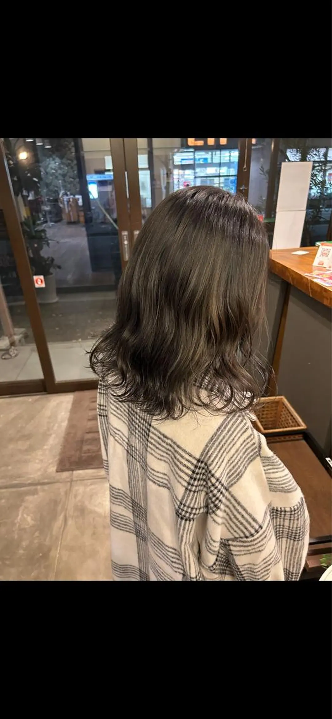 カラー AGREE Momokaのヘアスタイル