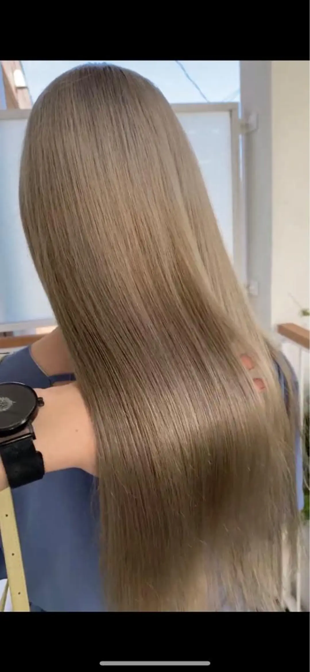 ロング カラー アッシュ アッシュグレー アッシュグレージュ バレイヤージュ ミストバング ヘアカラー トリートメント 韓国ヘア特化💍 tiam💍ブリーチのヘアスタイル