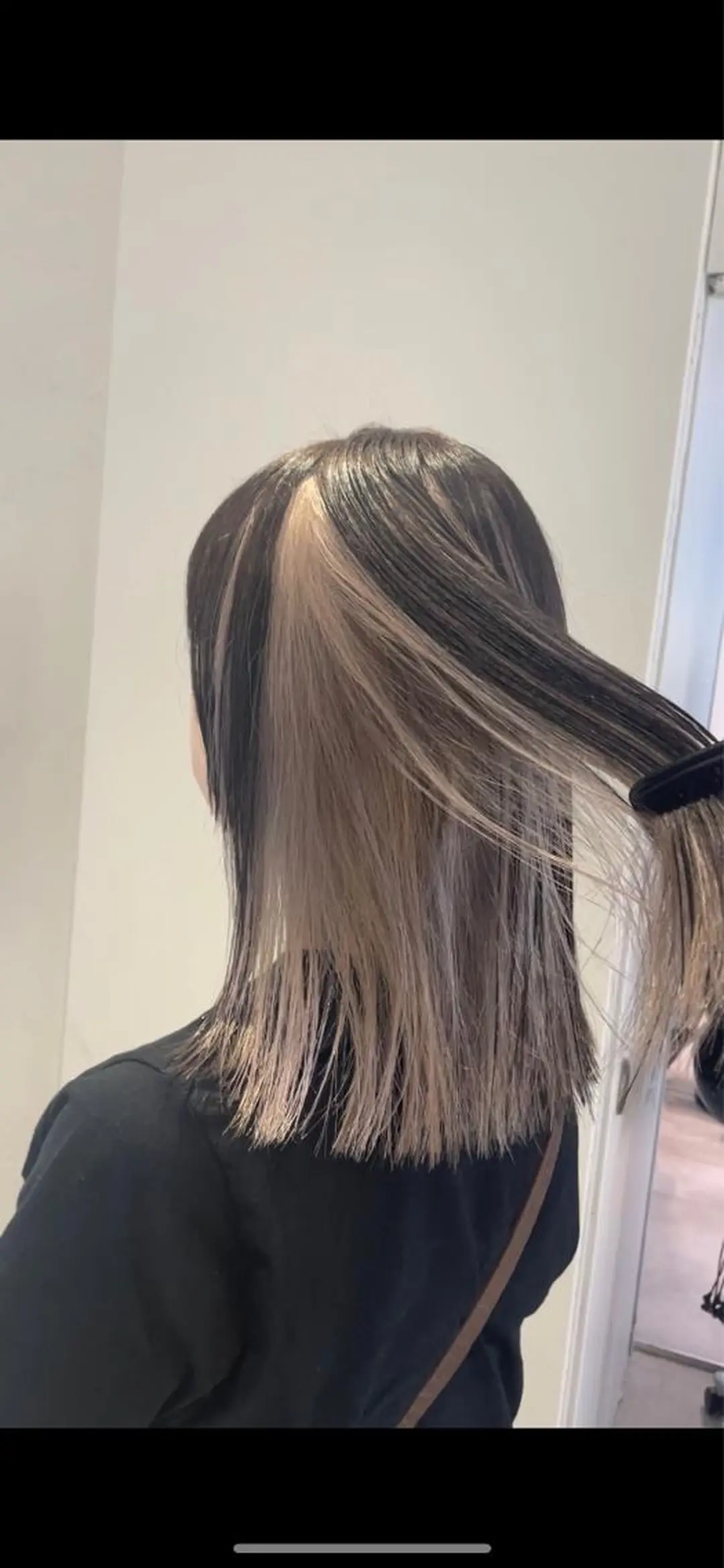 セミロング カラー デザインカラー ヘアカラー 🌟暖色系ハイトーン 🌟AIのヘアスタイル