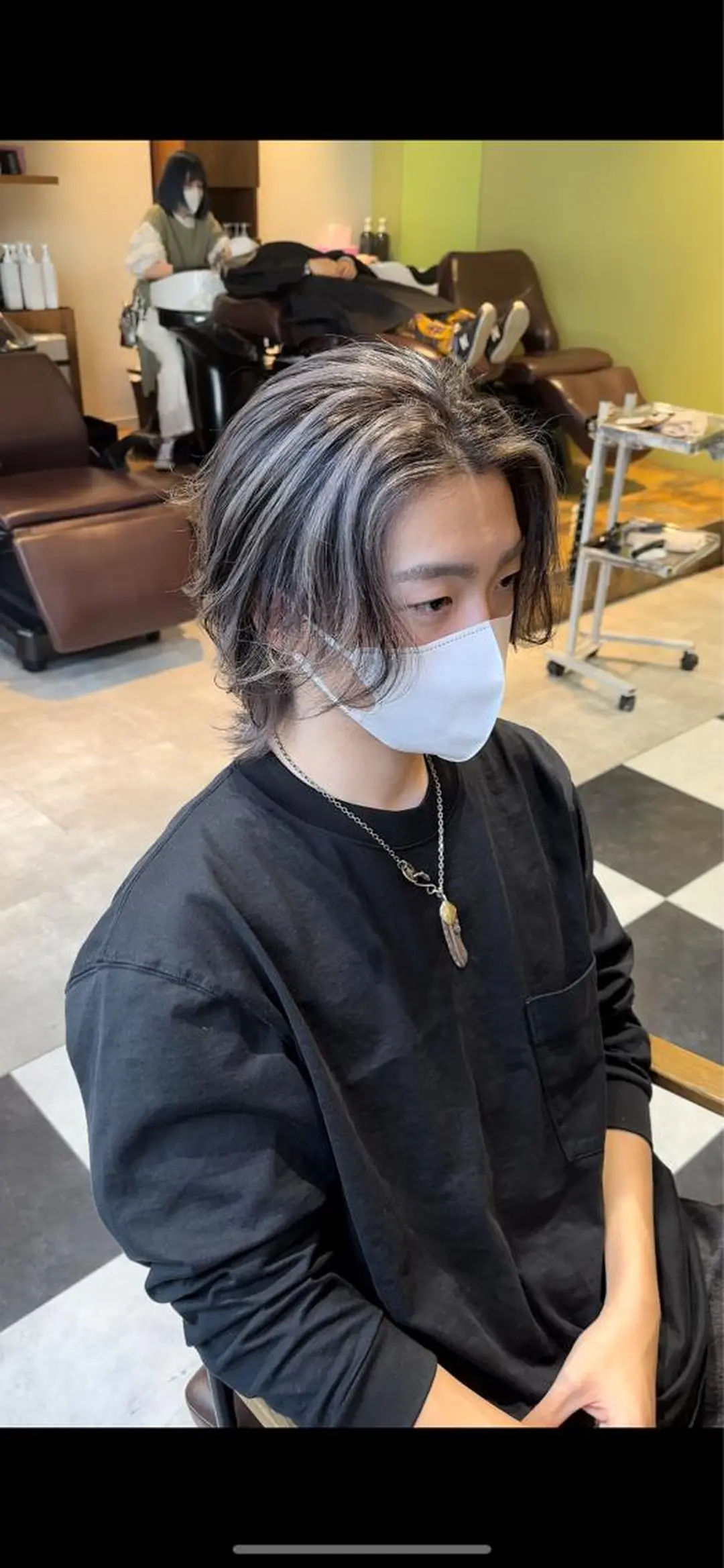 メンズ 透明感ブリーチ/ メンズパーマのヘアスタイル