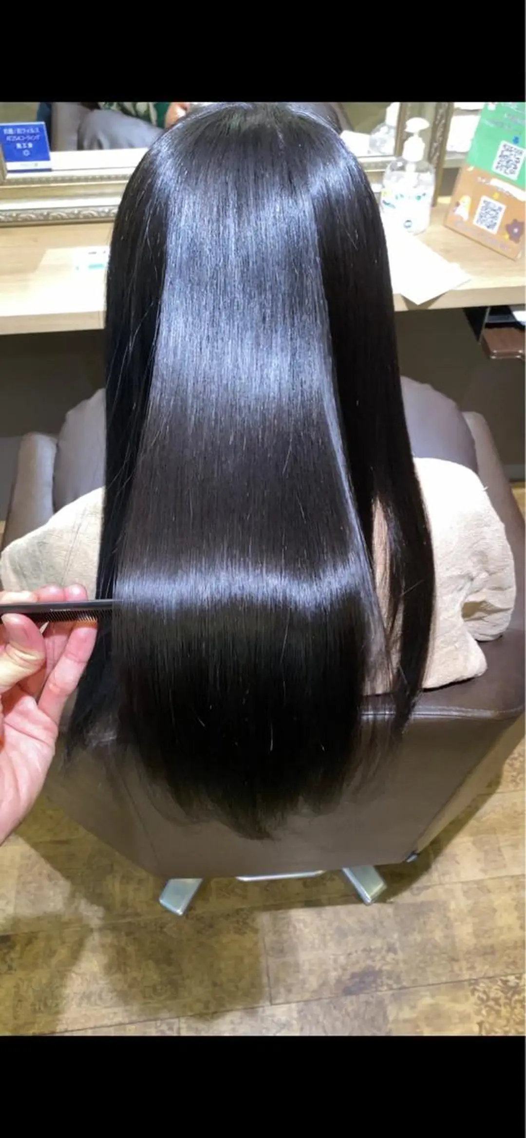 セミロング Labimani所属・近藤 七海／箕面／艶カラーのヘアスタイル