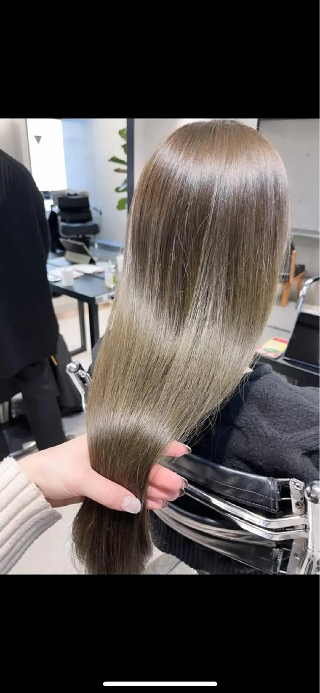 ロング カラー ヘアアレンジ カット ヘアカラー トリートメント 透明感/オリーブ/ グレージュ/YUKAのヘアスタイル