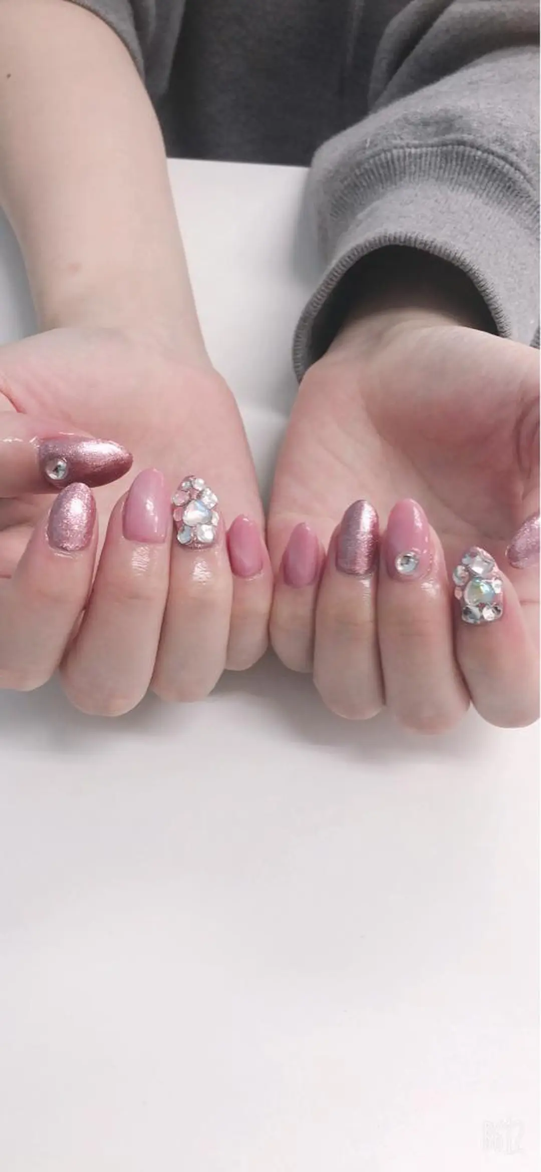 ネイル ネイルサロンエクラ 🫧Shizukaのネイルデザイン