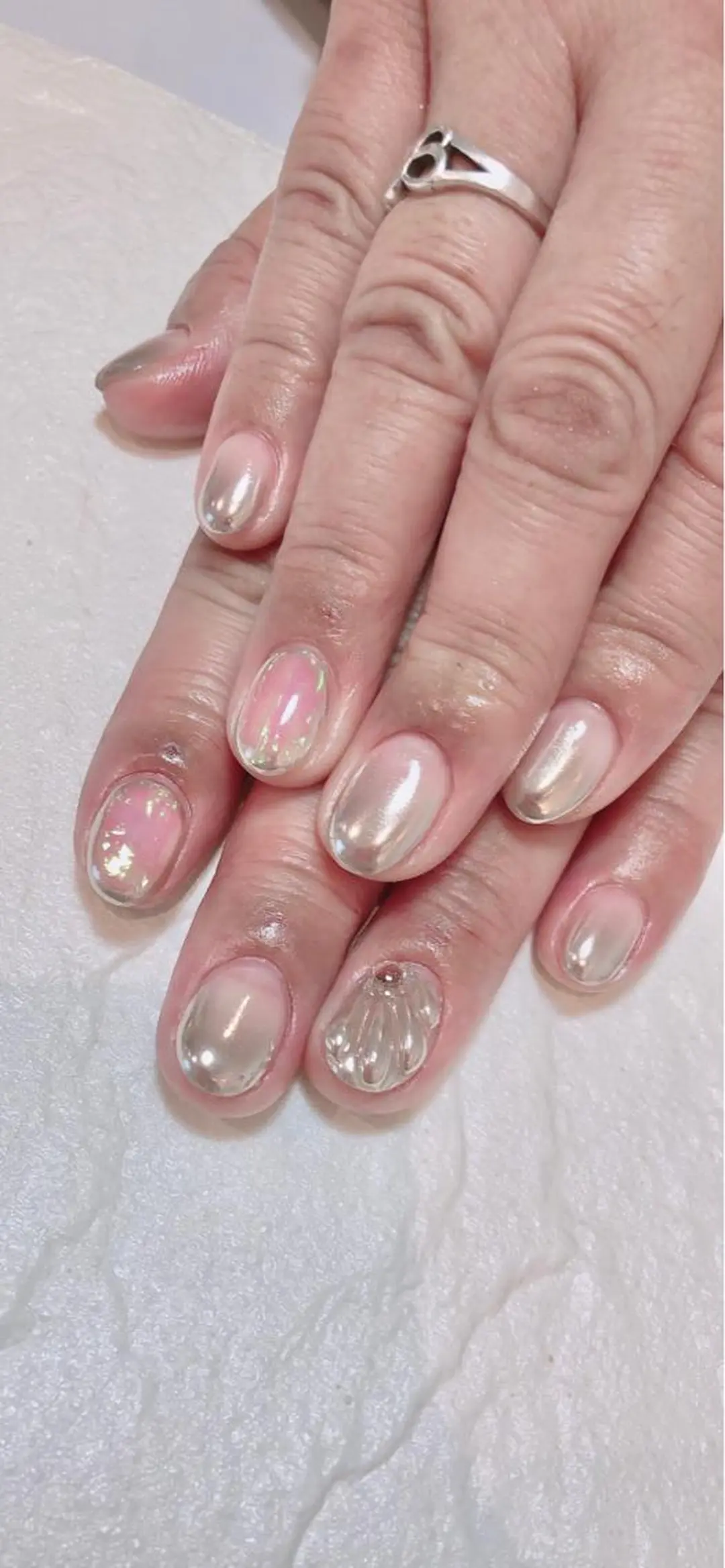 ミディアム カラー キッズ ネイル ハンドネイル ハンドケア 💎ビューティサロン 湘南　RIRAN💎のネイルデザイン