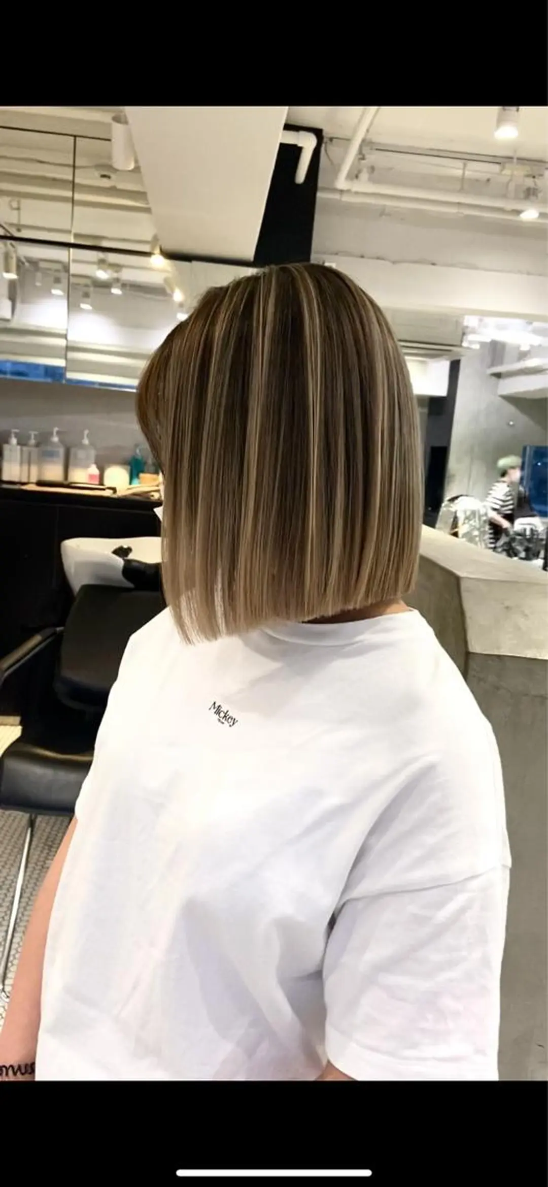 ミディアム レイヤーカット salowin渋谷joule店所属・朝倉 啓太のヘアスタイル