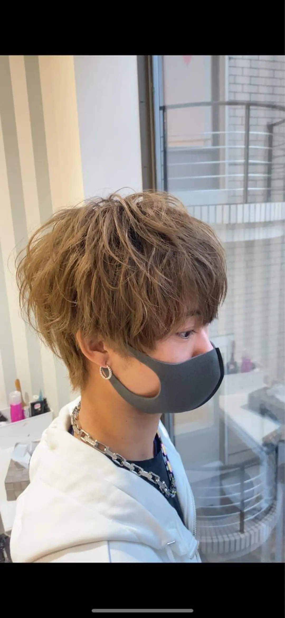 メンズ 透明感ブリーチ/ メンズパーマのヘアスタイル