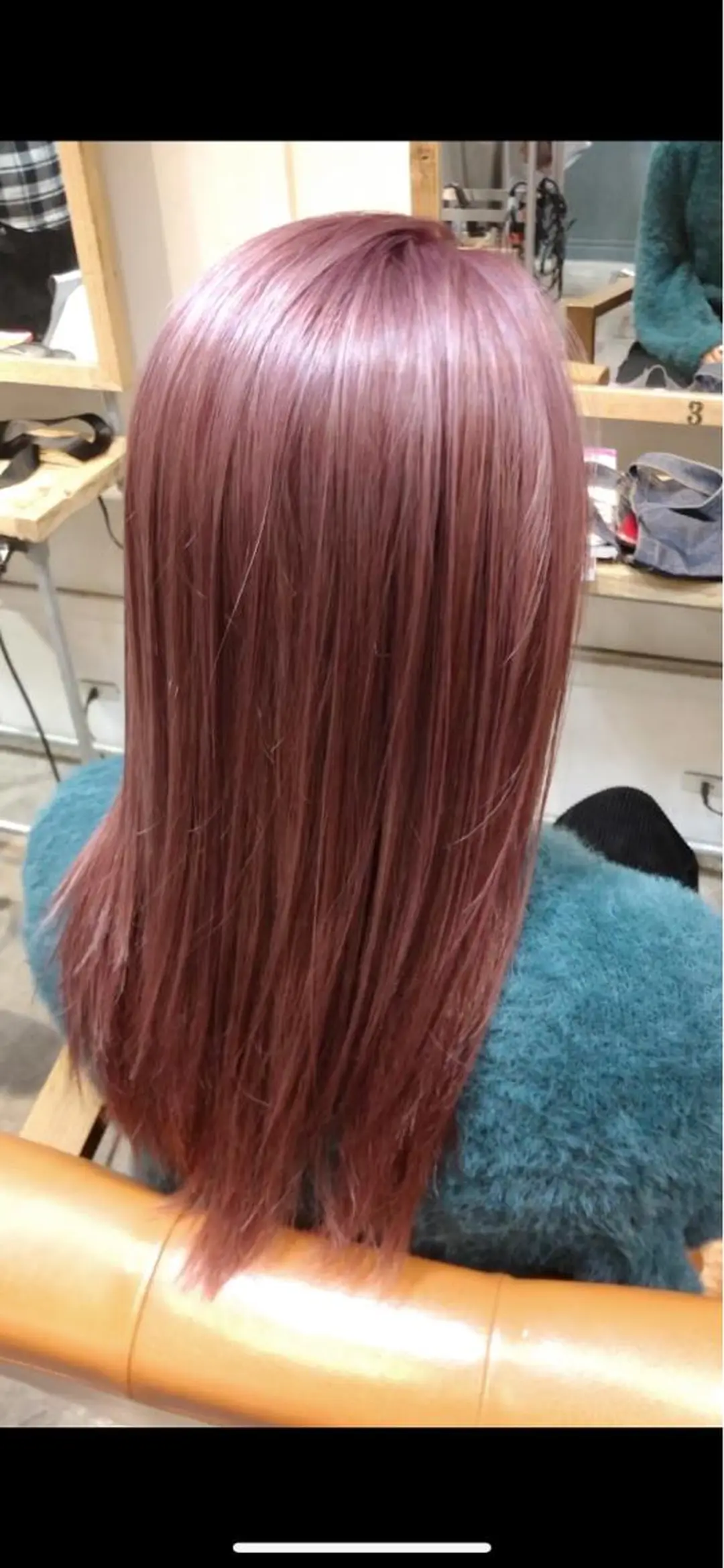 セミロング アッシュ EIGHT 船橋のヘアスタイル