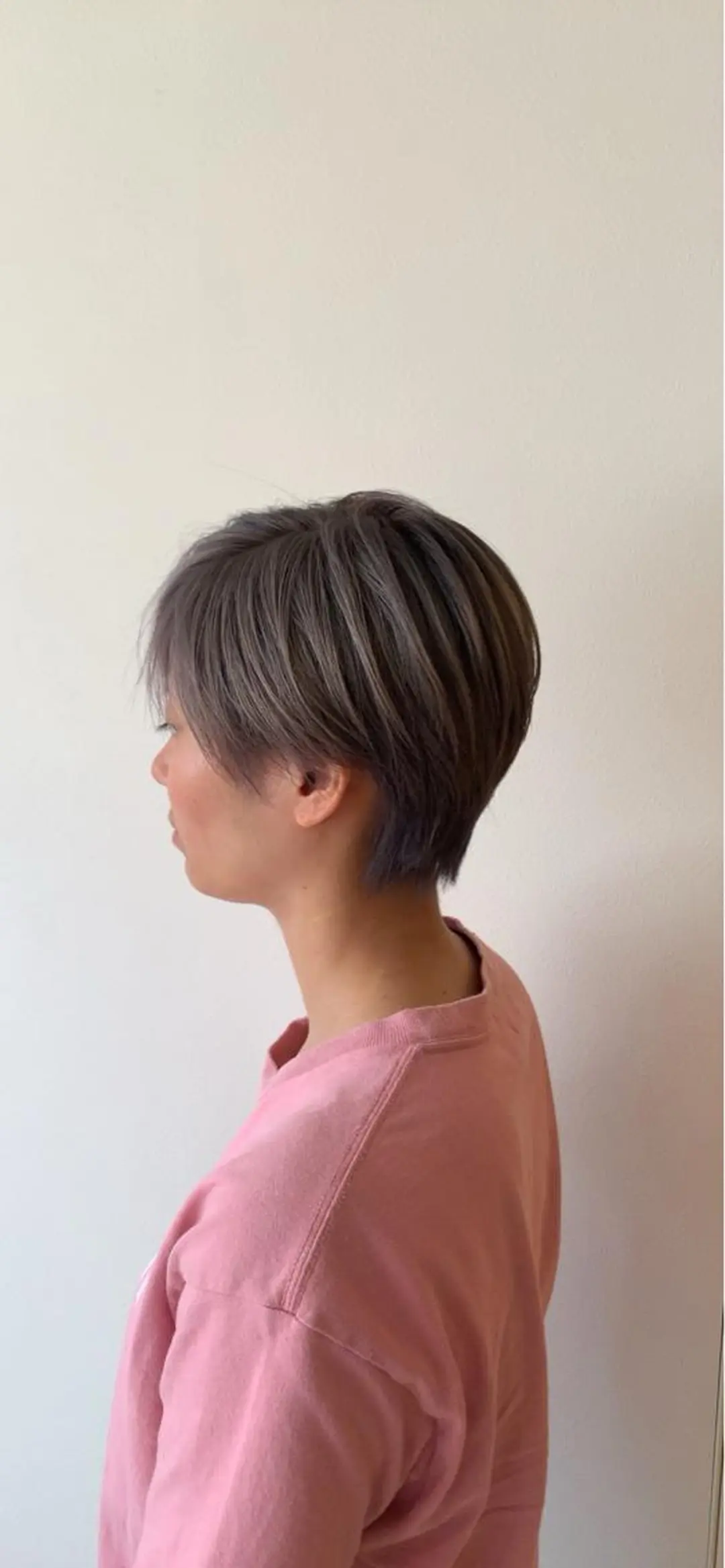 ショート カラー 組藤 沙奈のヘアスタイル
