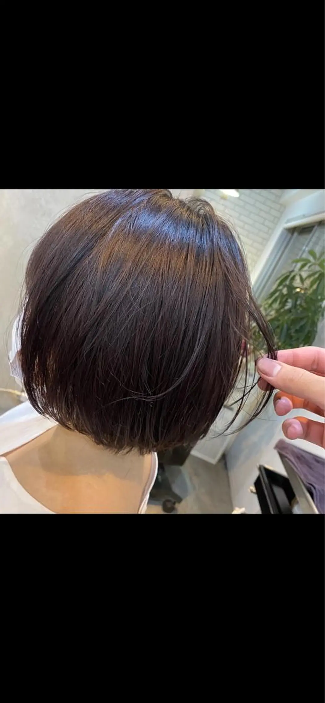 ショート カラー 切りっぱなしボブ/ デザインカラー店長のヘアスタイル