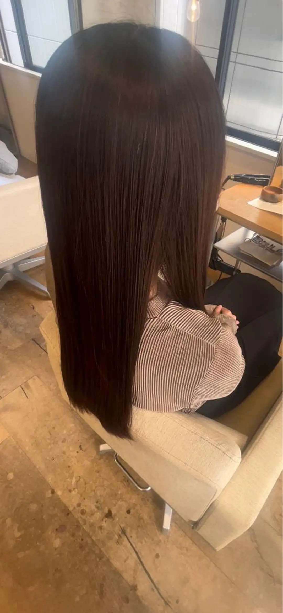 ロング BELO 愛未のヘアスタイル