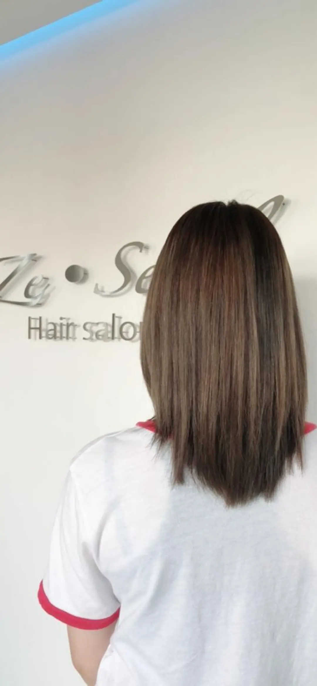 ミディアム アッシュ カット 縮毛矯正 トリートメント ヘッドスパ Ze・seal所属・ze sealのヘアスタイル