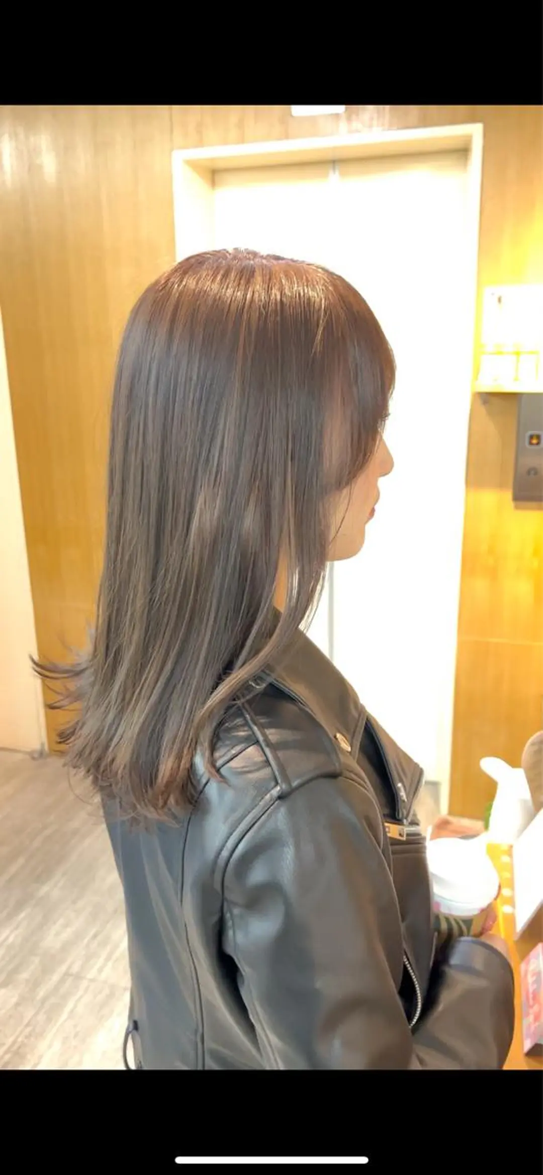 セミロング カラー カット ヘアカラー トリートメント 透明感カラー ゆうだいのヘアスタイル