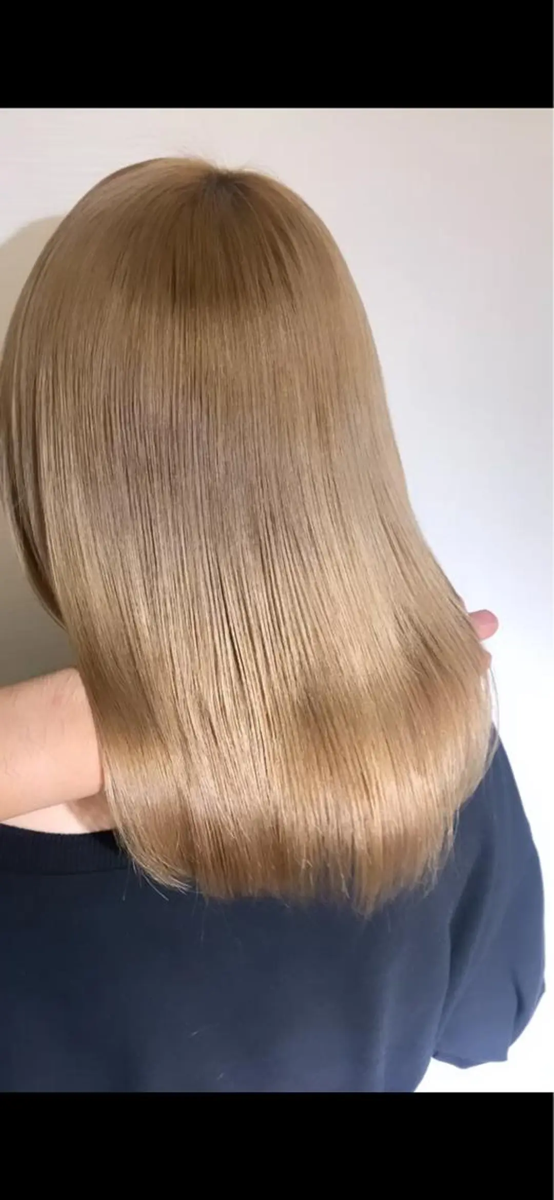 ミディアム カラー グレージュ 髪質改善 トリートメント ヘアカラー 縮毛矯正 トリートメント ✨髪のソムリエ✨ 岩川和生（店長）🦄のヘアスタイル