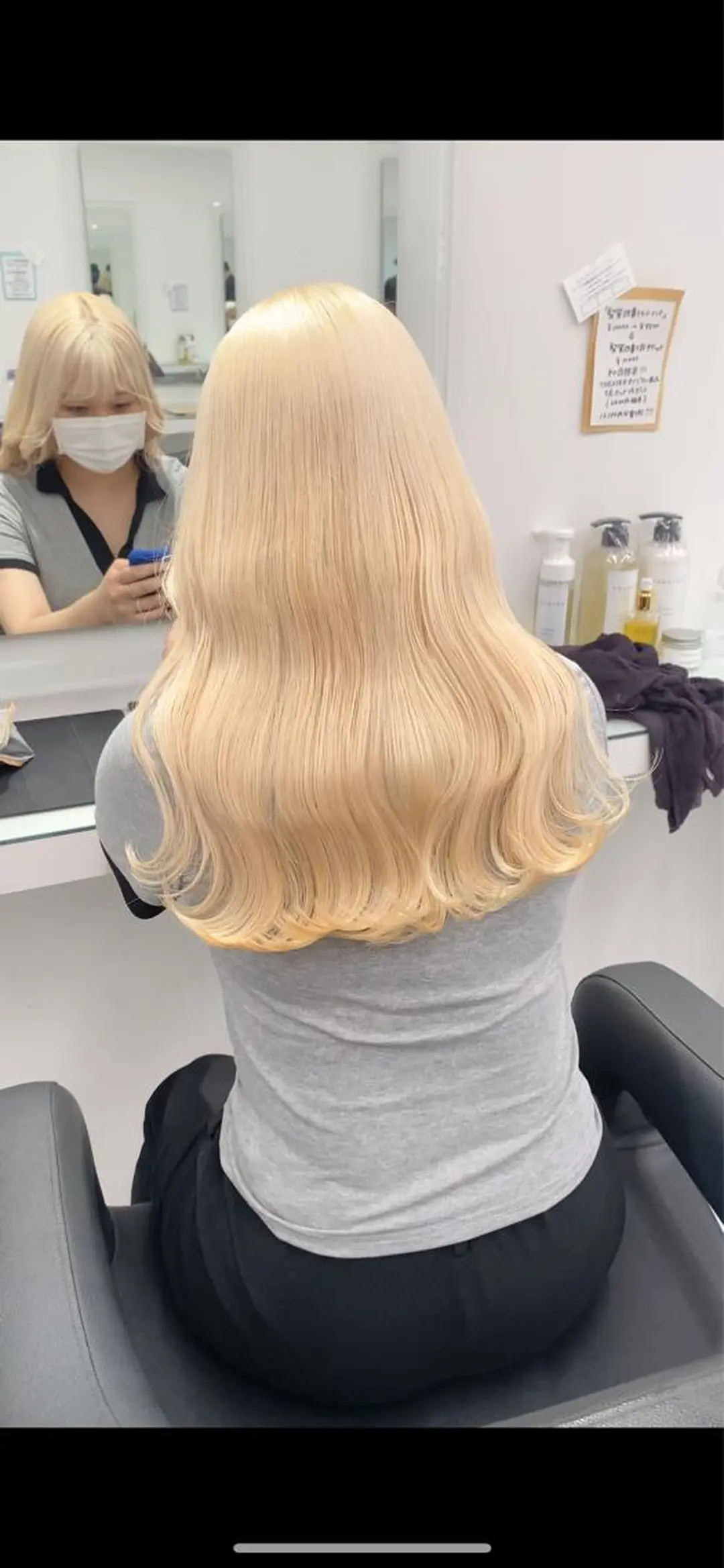 カラー ハイトーン🤍ブロン ド🤍MISAKIのヘアスタイル