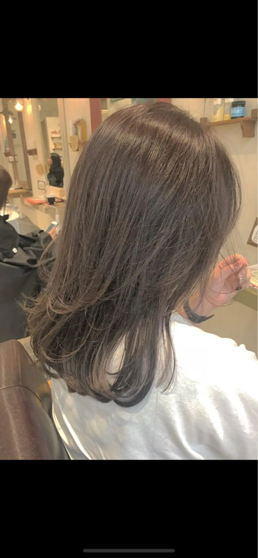 セミロング カラー nakahara madokaのヘアスタイル