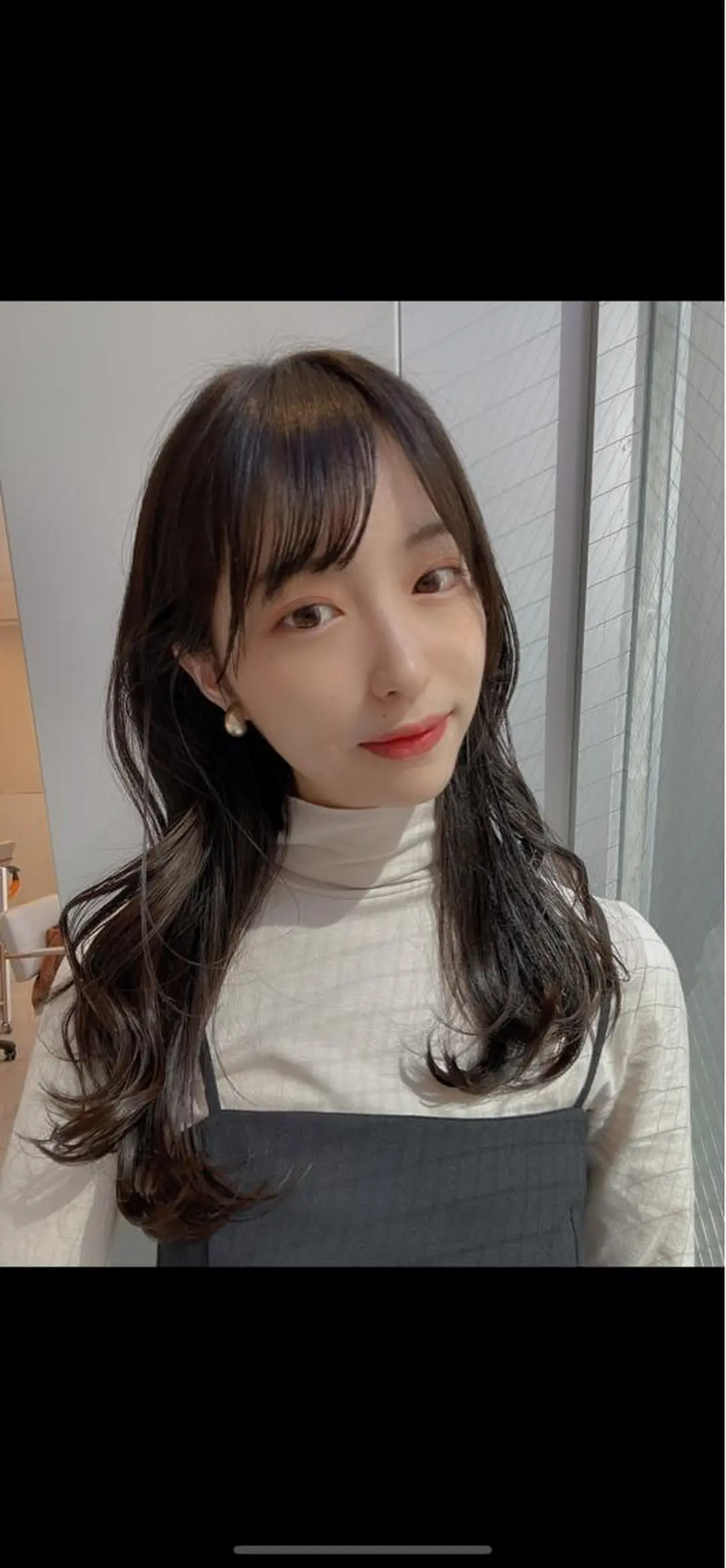 セミロング くびれヘア 顔まわりレイヤー ヨシンモリ 韓国風ヘア レイヤーカット カット ヘアカラー トリートメント ボブパーマ ウルフパーマのヘアスタイル