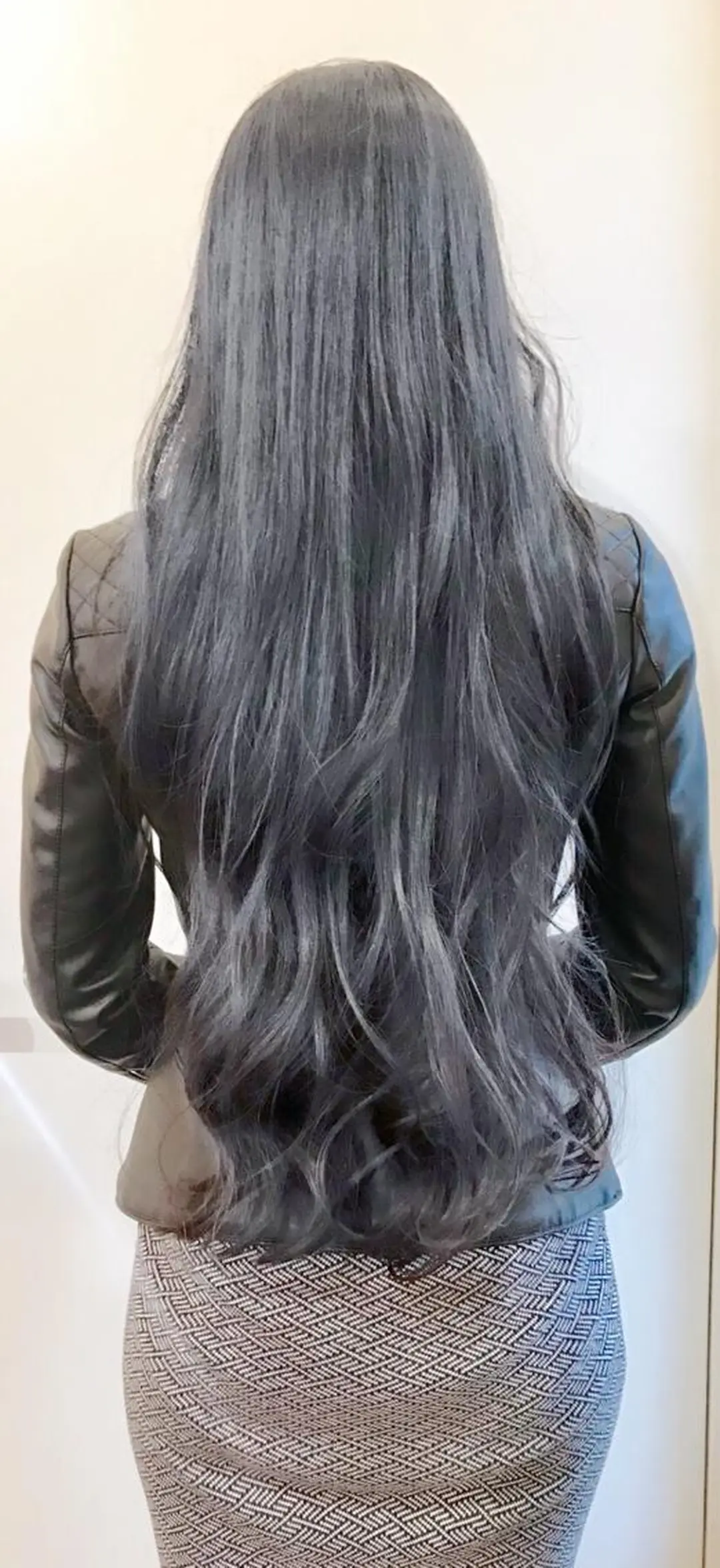 ロング カラー 黒髪 ブルーカラー ブルーブラック MARDI GRAS 蘭丸のヘアスタイル