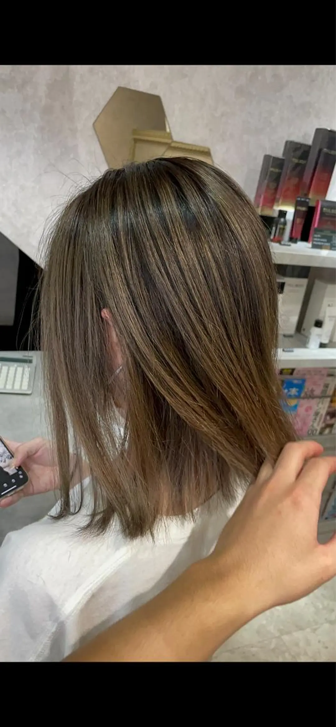 カラー バレイヤージュ Taku ／ケアハイトーンのヘアスタイル