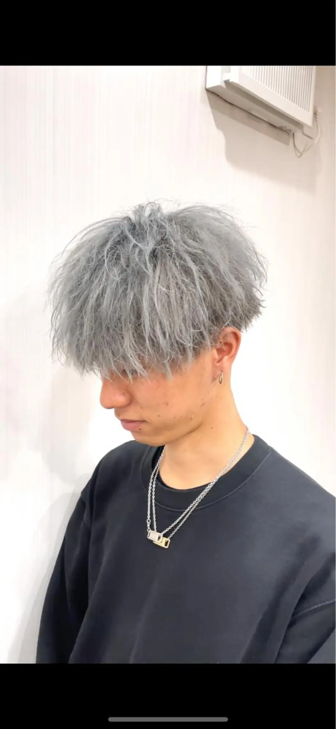 カラー メンズ アッシュ シルバー 和歌山ランキング1位 井開のヘアスタイル