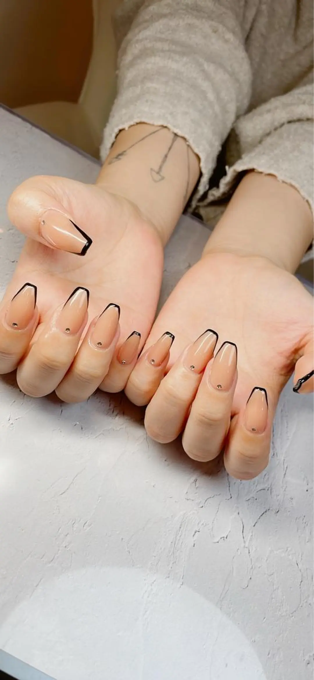 ネイル フレンチネイル ハンドネイル LaLa Peach 福岡のマツエク・マツパデザイン