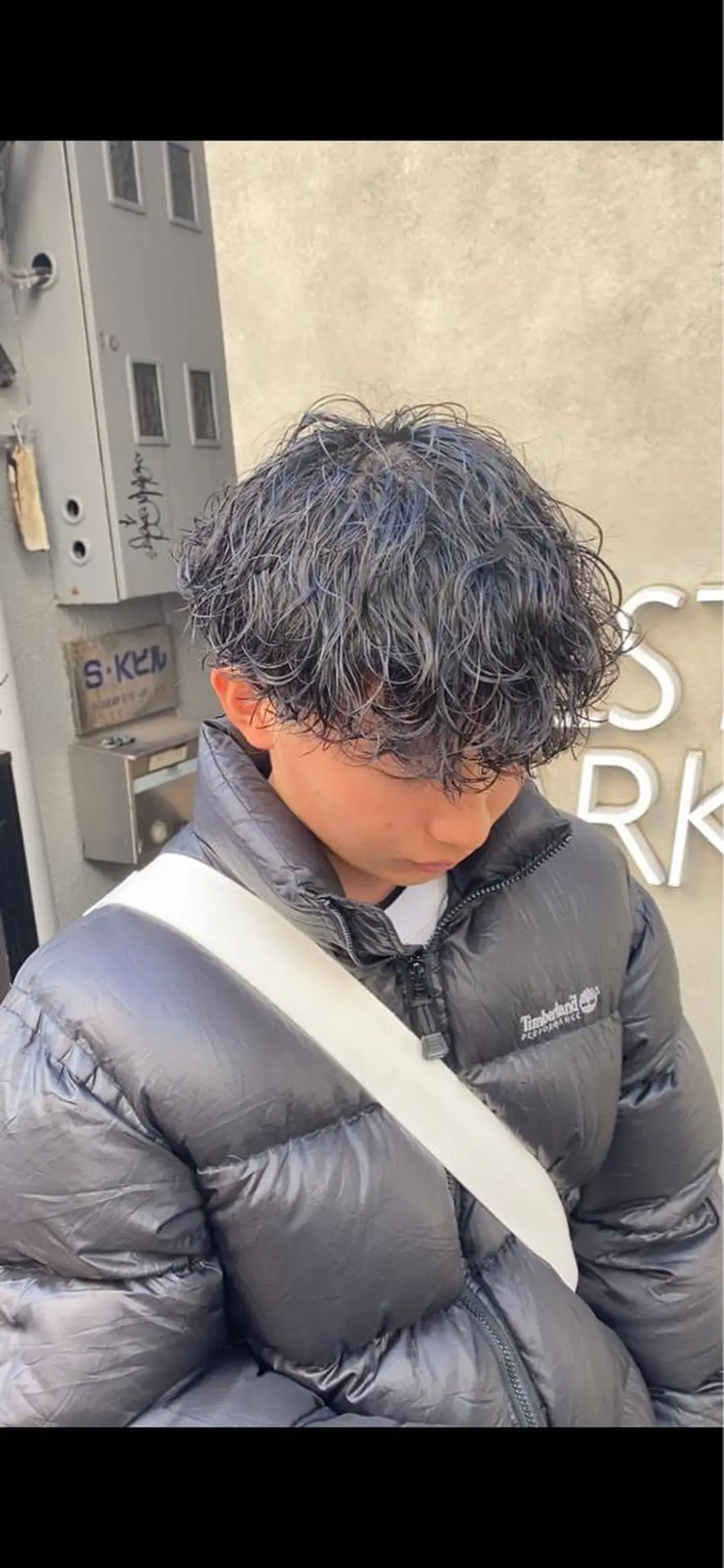 パーマ メンズ カット パーマ 新宿【メンズパーマ】 塩澤太一のヘアスタイル