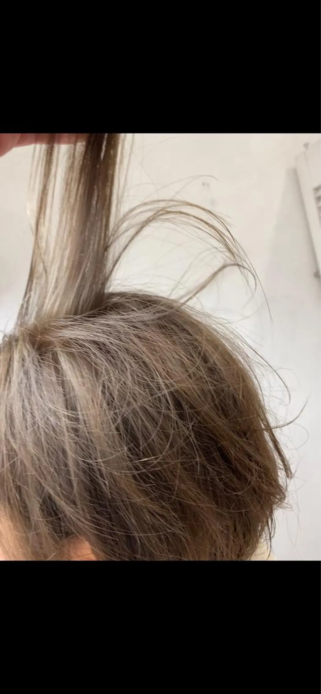 ショート ヘアカラー まお♡レイヤーカット 耳ツボジュエリーのヘアスタイル