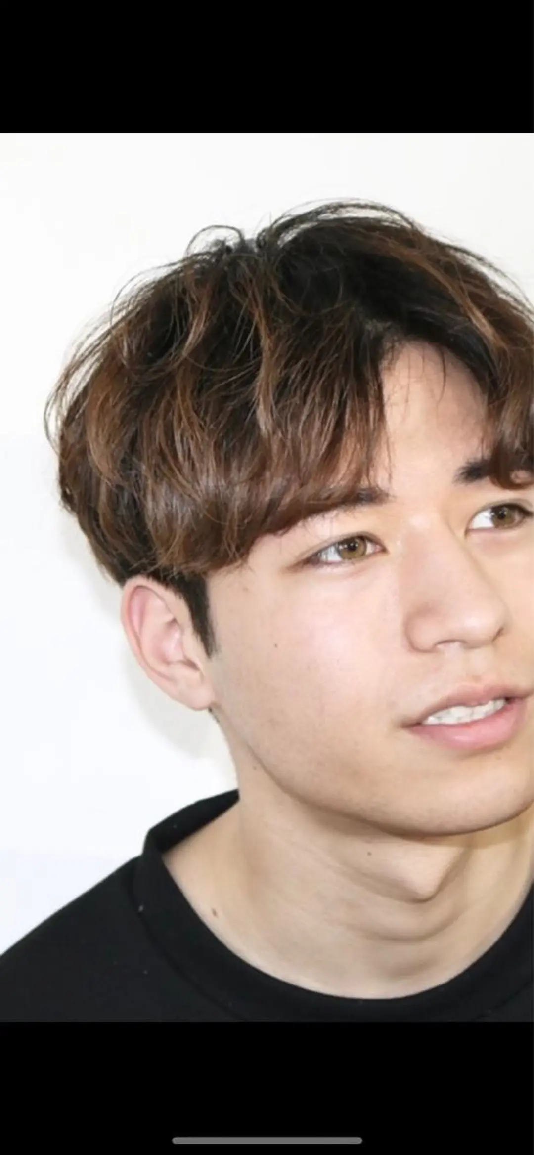 メンズ アイブロウ 眉カット メンズアイブロウ 眉毛ワックス脱毛 MEN’S BEAUTY CAFÉ × Vingt-cinq所属・オンリーケア バイヴァンサンクの眉毛・アイブロウイメージ