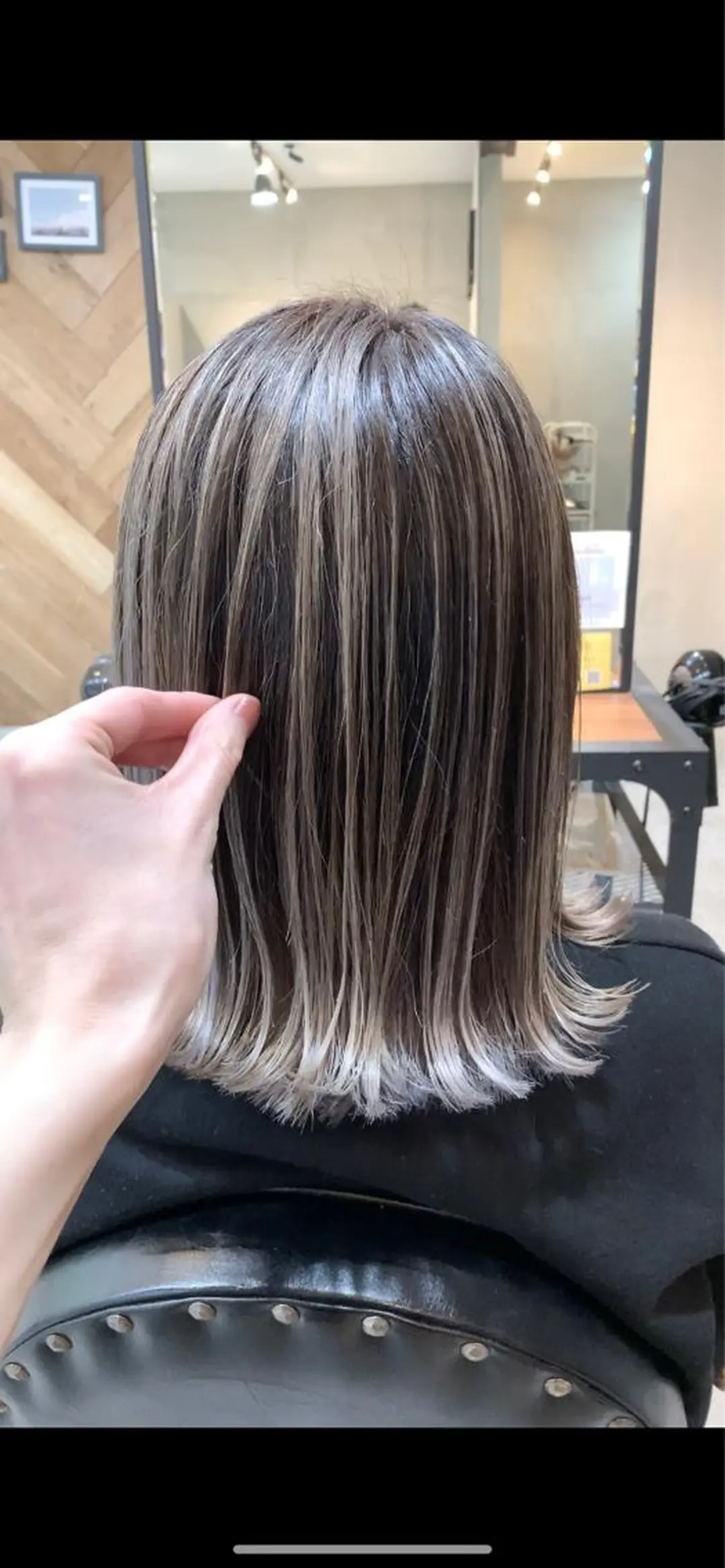 ミディアム カラー カット ヘアカラー トリートメント lafith hair leco所属・西金 徹のヘアスタイル