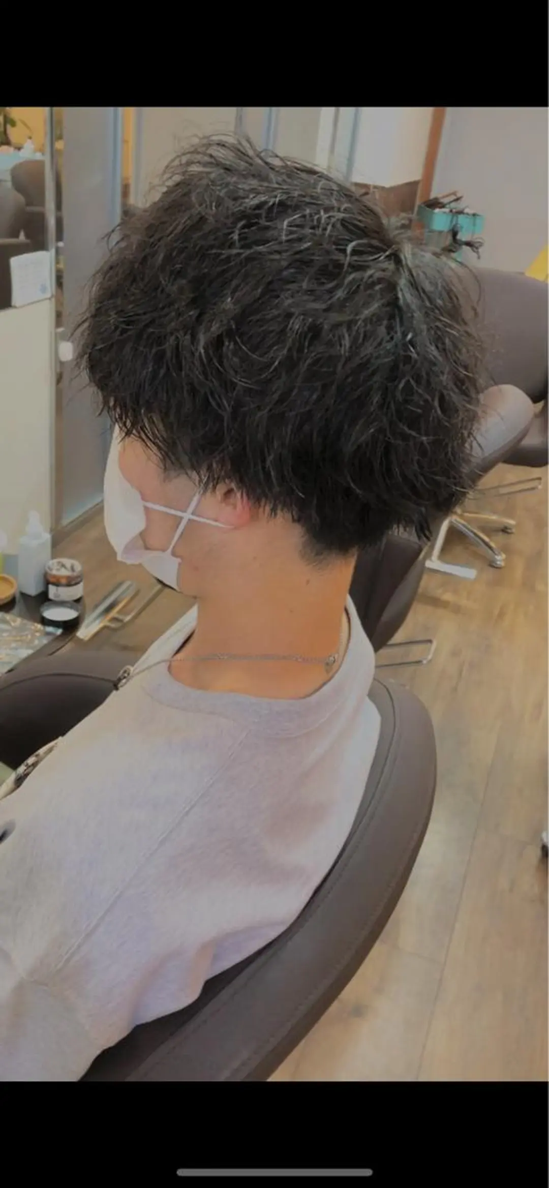 ショート パーマ メンズ カット パーマ 前川 万都里のヘアスタイル