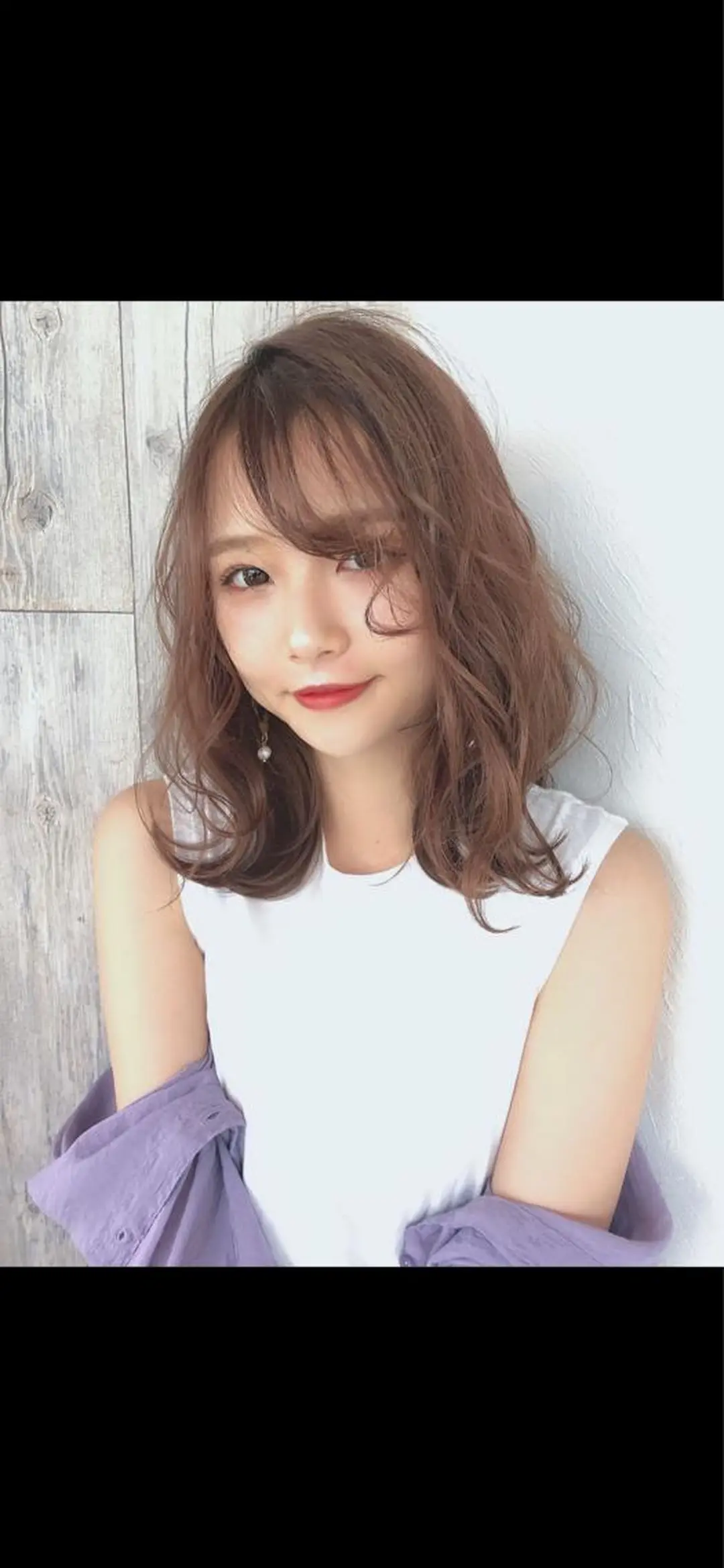 ミディアム カラー パーマ ミディアムパーマ 透明感カラー イルミナカラー くびれヘア レイヤーカット カット ヘアカラー トリートメント 山本 悠太のヘアスタイル