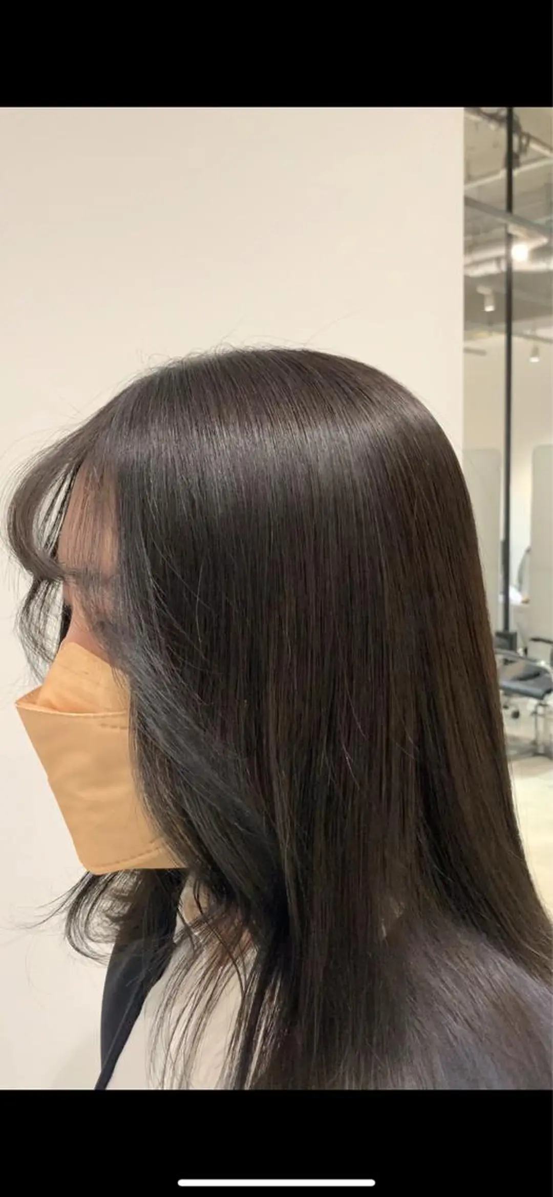 セミロング カラー アディクシーカラー 透明感カラー グレージュ ヘアカラー トリートメント サロウィン(SALOWIN)原宿iori店所属・ツヤツヤ ハイトーン/Reiのヘアスタイル