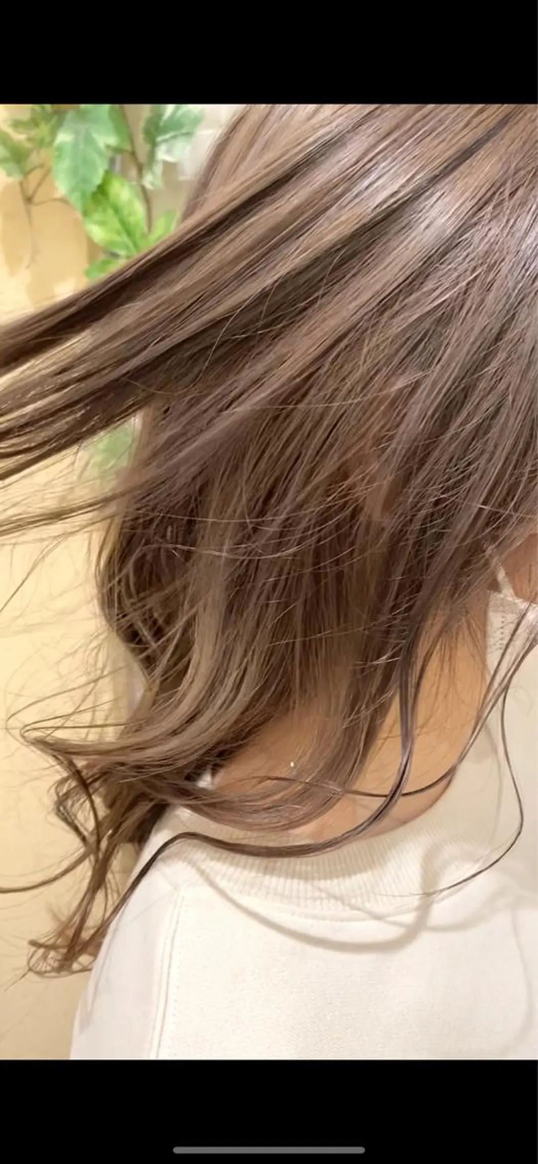セミロング 新宿スペインカール ヨモギダのヘアスタイル