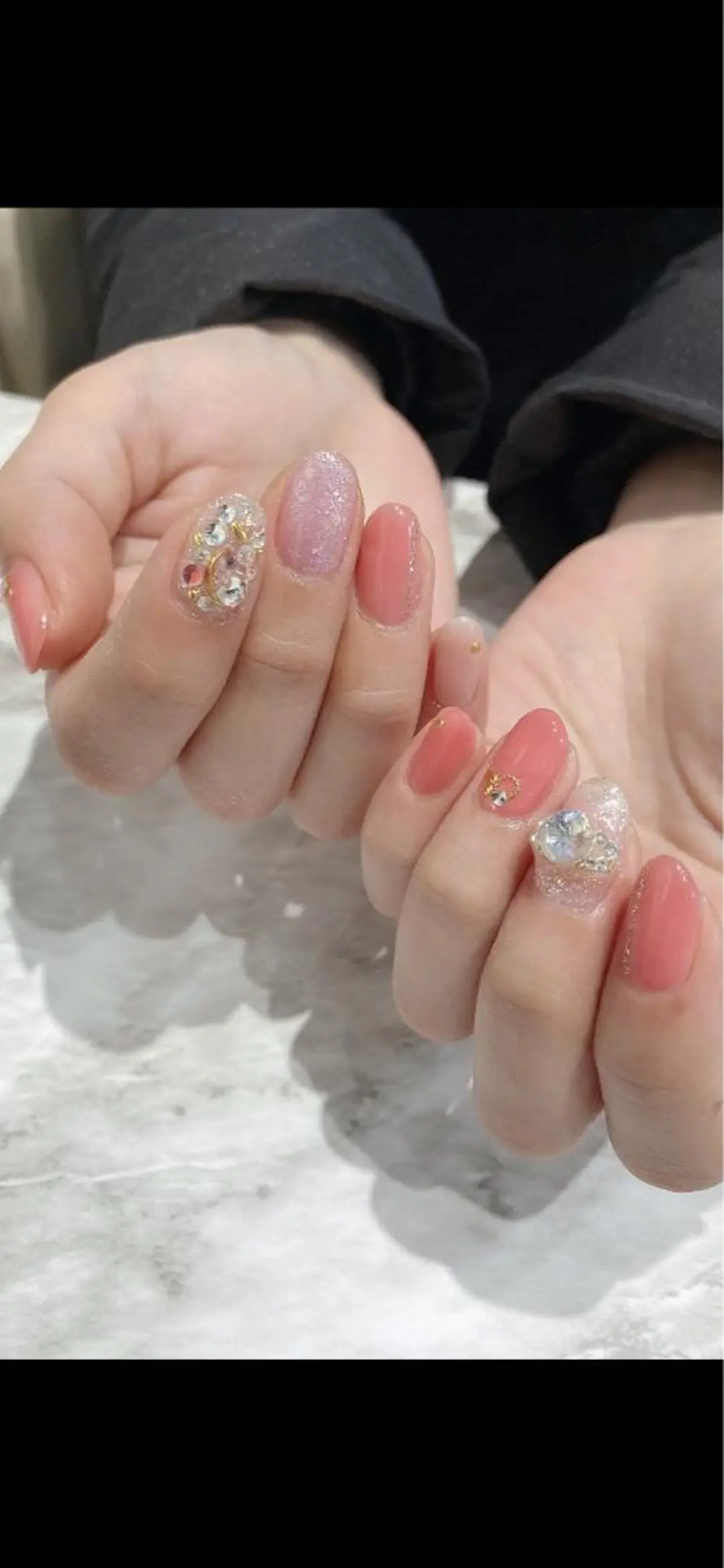 ネイル ピンク ストーンネイル ハンドネイル フットネイル ハンドケア nail salon  AlgeTy所属・✴︎:.｡. MAKI.｡.:✴︎のネイルデザイン