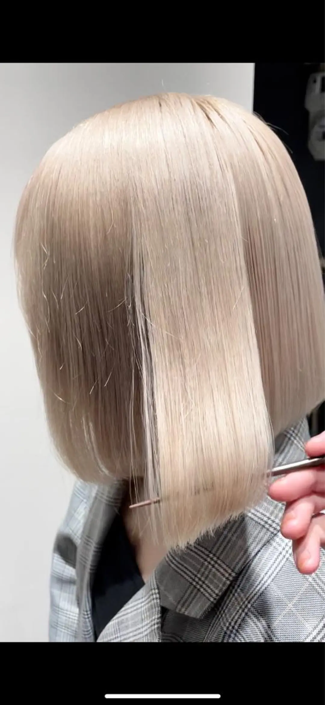 ショート カラー トリートメント ヘアセット meme原宿所属・ブロンド・ハイトーン ／遠藤将太のヘアスタイル