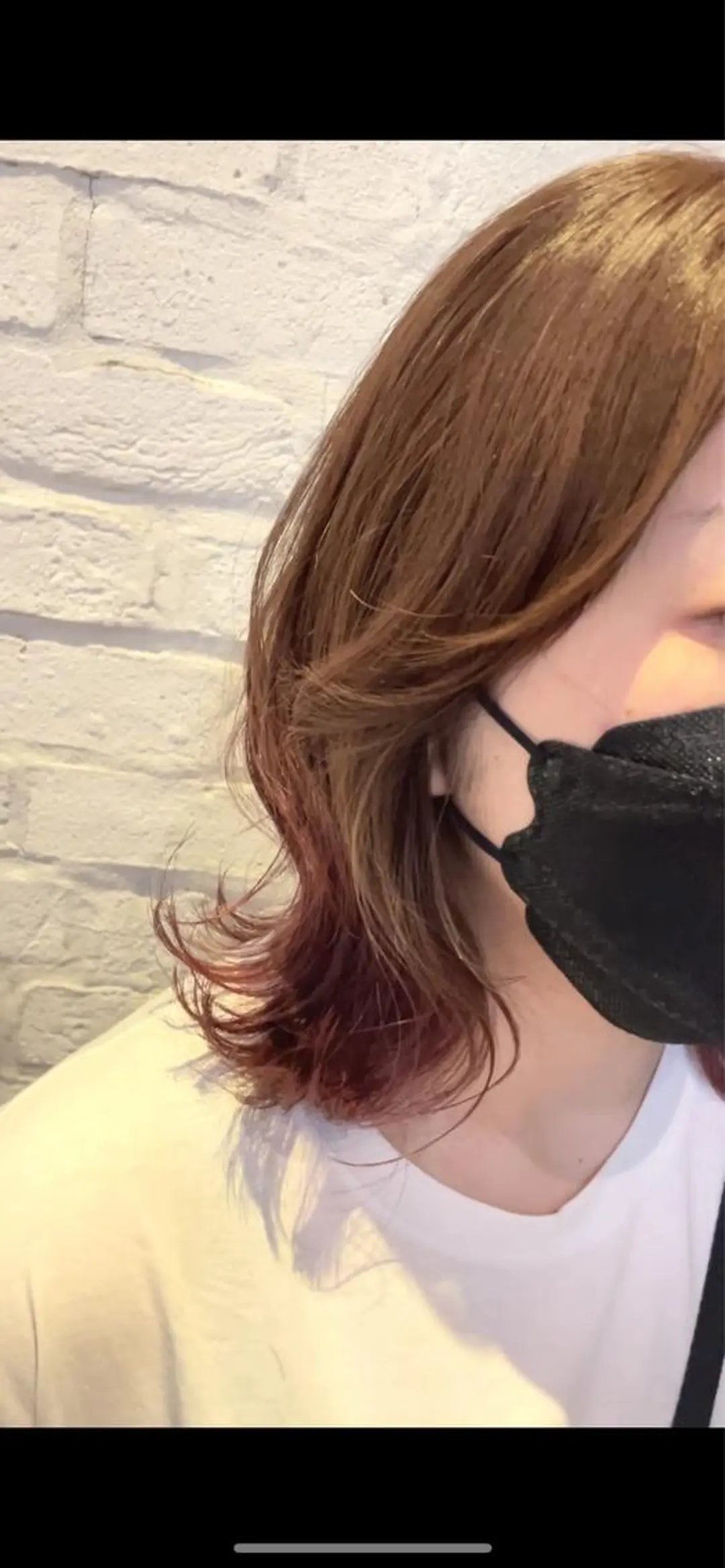 ミディアム カラー グラデーションカラー ピンクカラー くびれヘア レイヤーカット カット ヘアカラー トリートメント BEBE所属・ブリーチなし 透明感カラーKANAのヘアスタイル