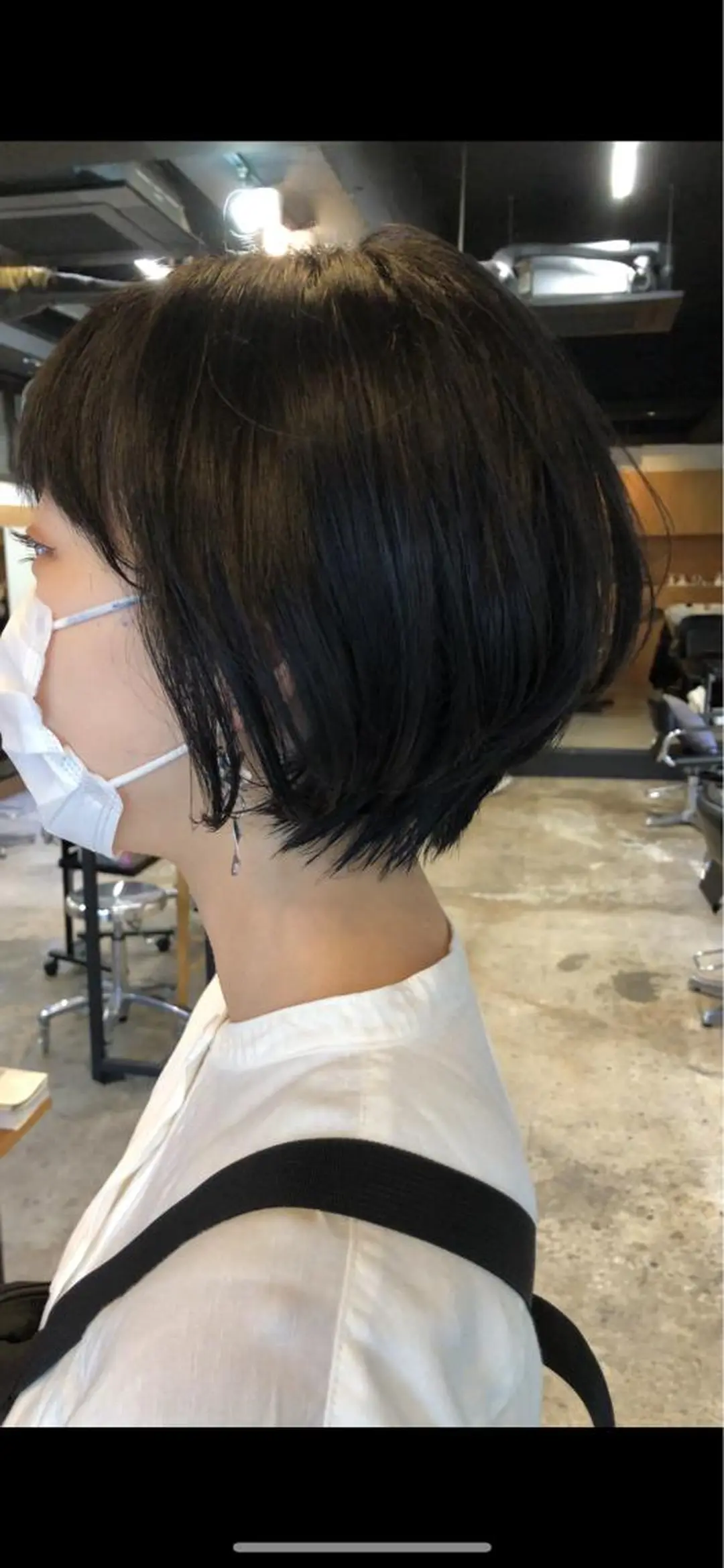 ショート カラー 透明感カラー カット ヘアカラー トリートメント ショートカット🍃 岡元瑞貴のヘアスタイル