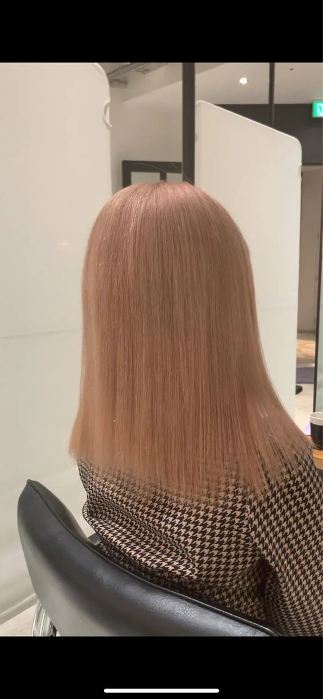 ミディアム カラー ベージュカラー ブリーチ ピンクカラー ヘアカラー トリートメント サロウィン(SALOWIN)原宿iori店所属・ツヤツヤ ハイトーン/Reiのヘアスタイル