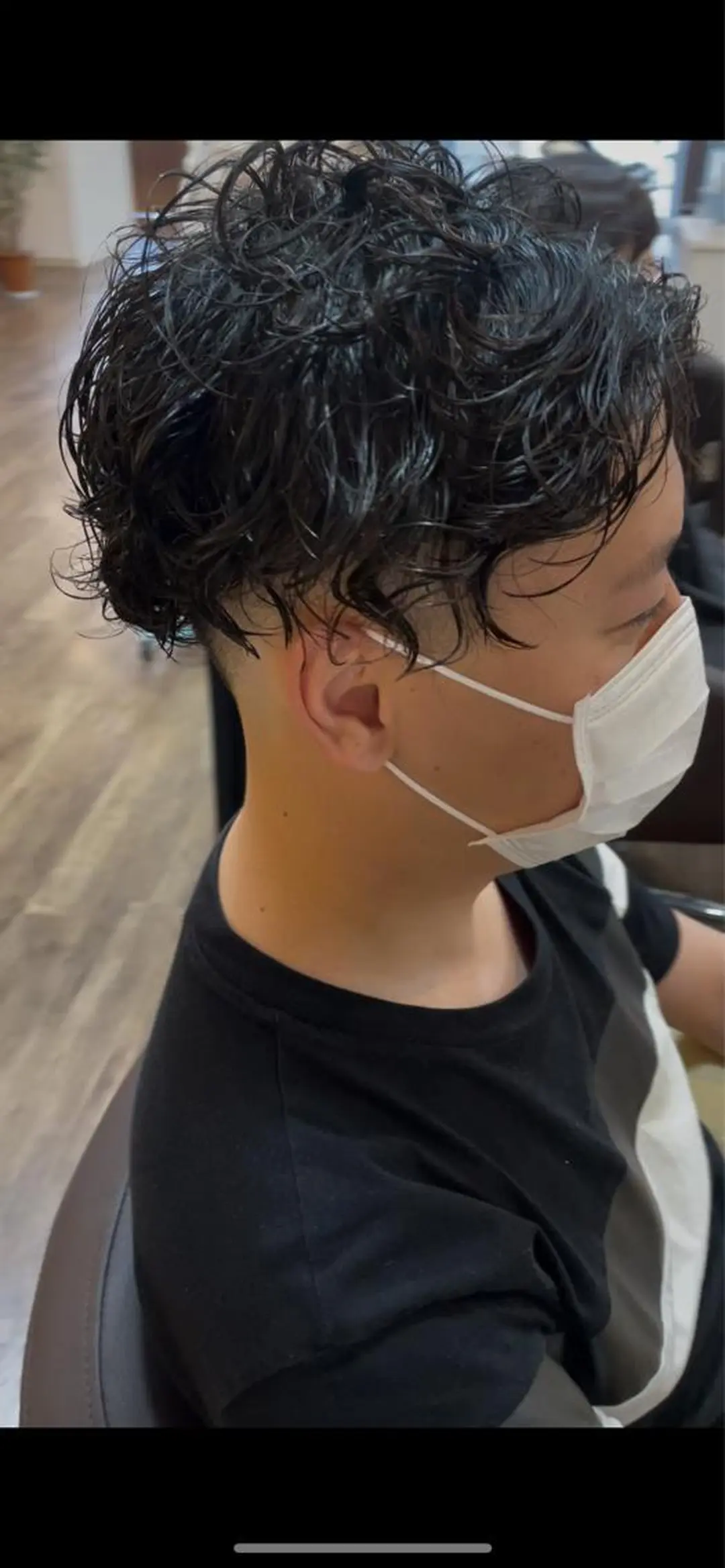 ミディアム パーマ メンズ カット パーマ 前川 万都里のヘアスタイル