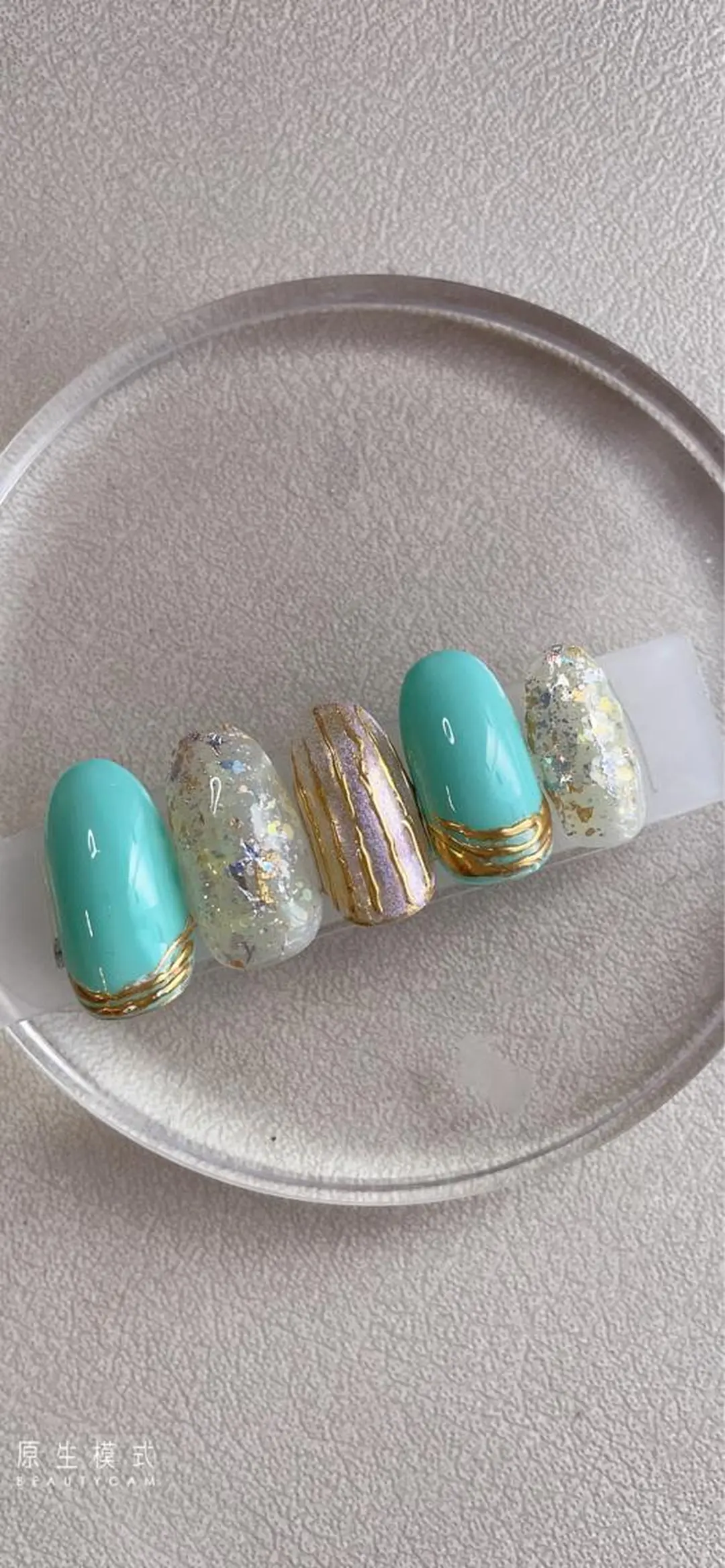 ネイル カナ nailのネイルデザイン
