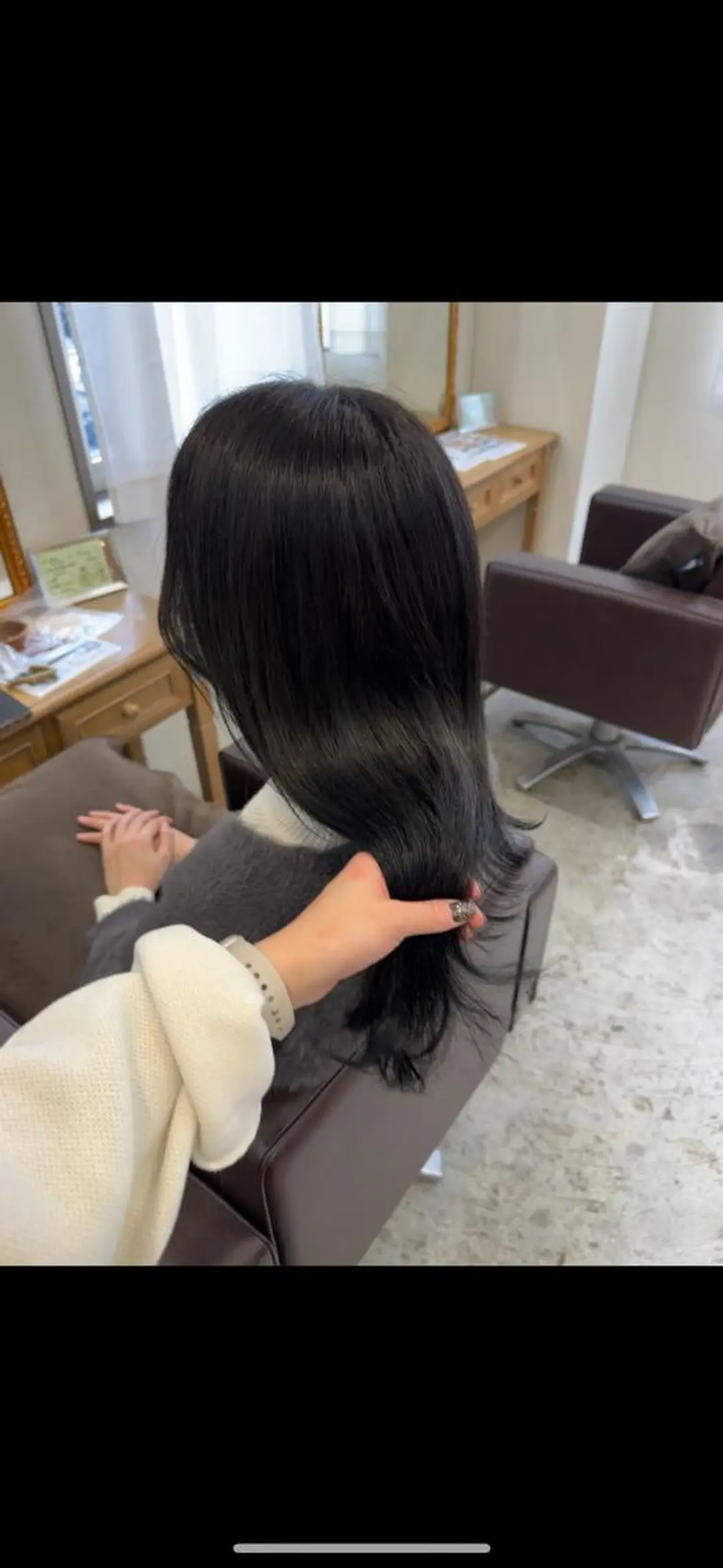 ロング 柔らかベージュ🤍 fukaのヘアスタイル