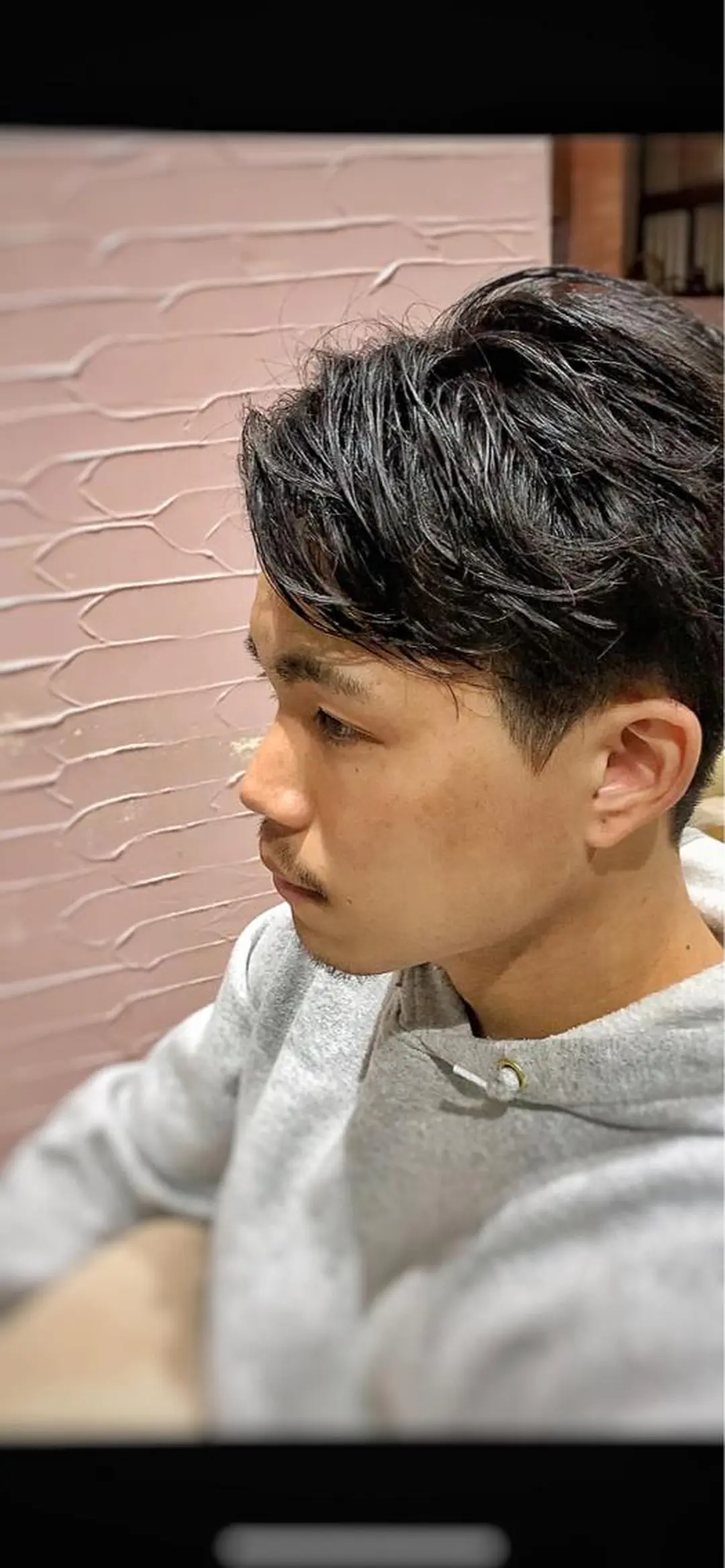 ショート メンズ かきあげバング カット ヘアセット メンズStylist 山根慧のヘアスタイル