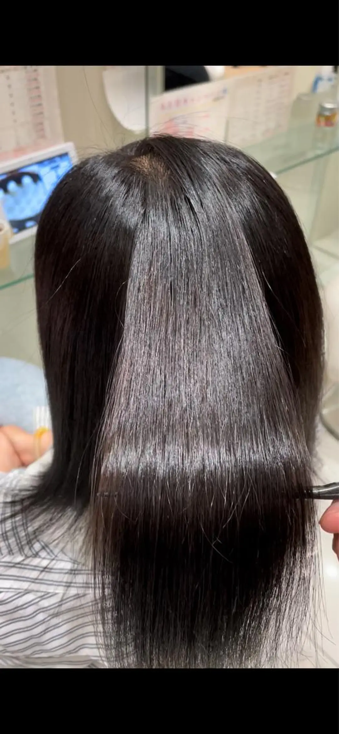 ミディアム カット 縮毛矯正 トリートメント 金井 郁弥のヘアスタイル