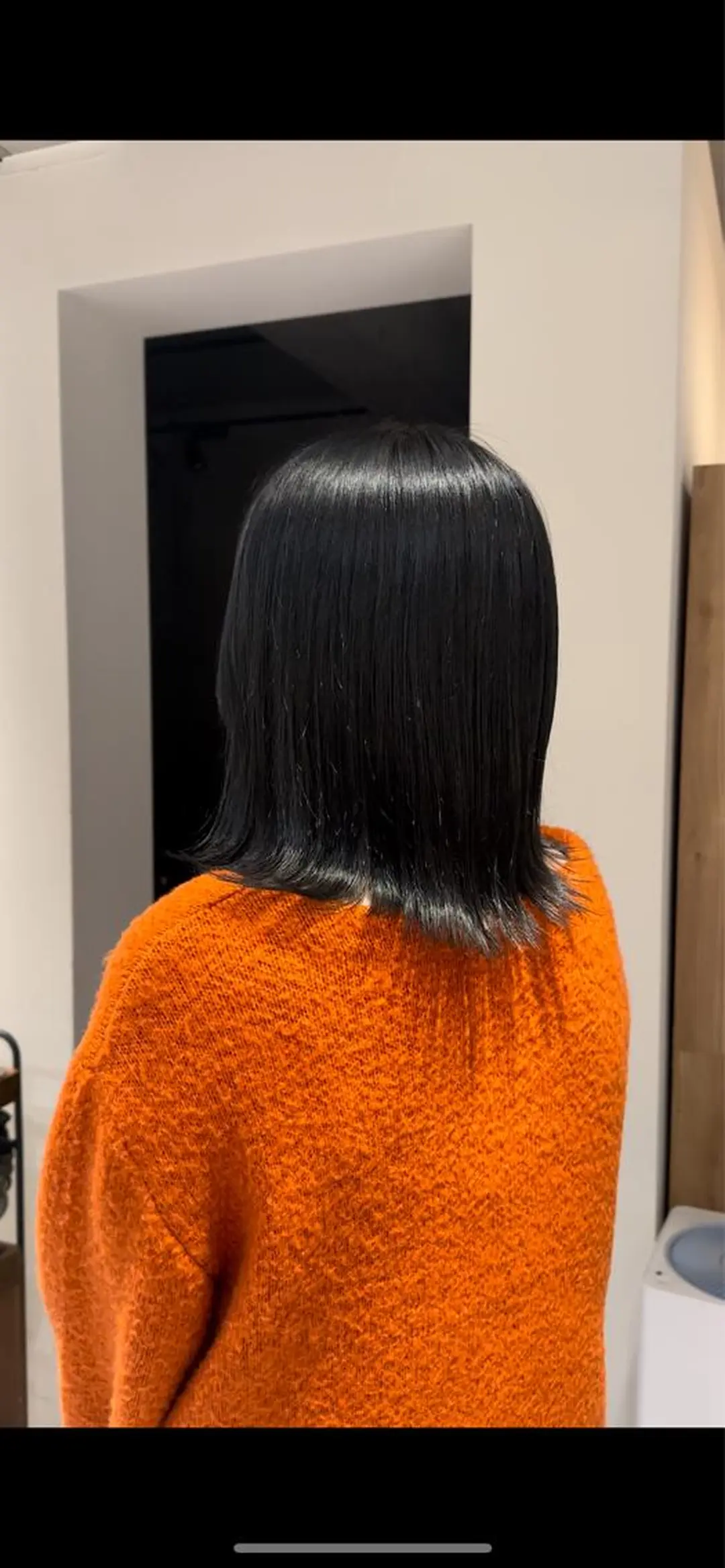 カラー 黒髪 ブリーチ ブルーカラー ブルーブラック ブリーチなしカラー ヘアカラー 葉月/ボブ/ 透明感カラー／中目黒のヘアスタイル