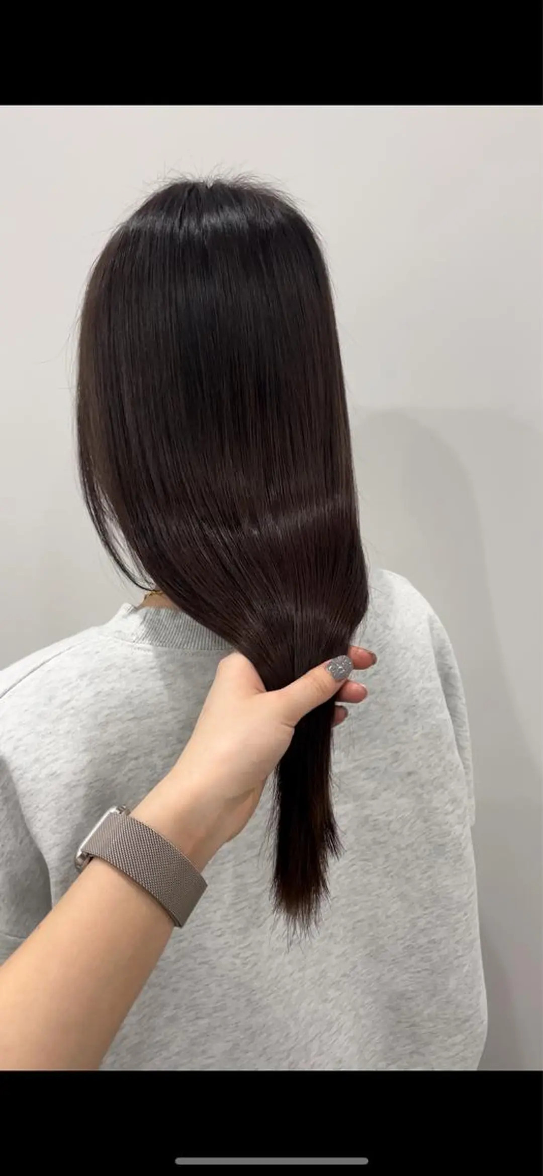 ロング カラー レッドカラー カット ヘアカラー トリートメント ニシザカ マナのヘアスタイル