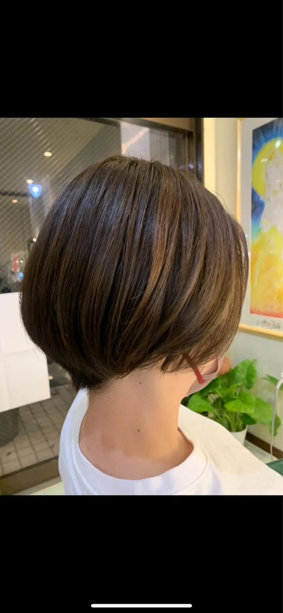 ショート カラー 鈴木希優 /ハイトーンカラーのヘアスタイル