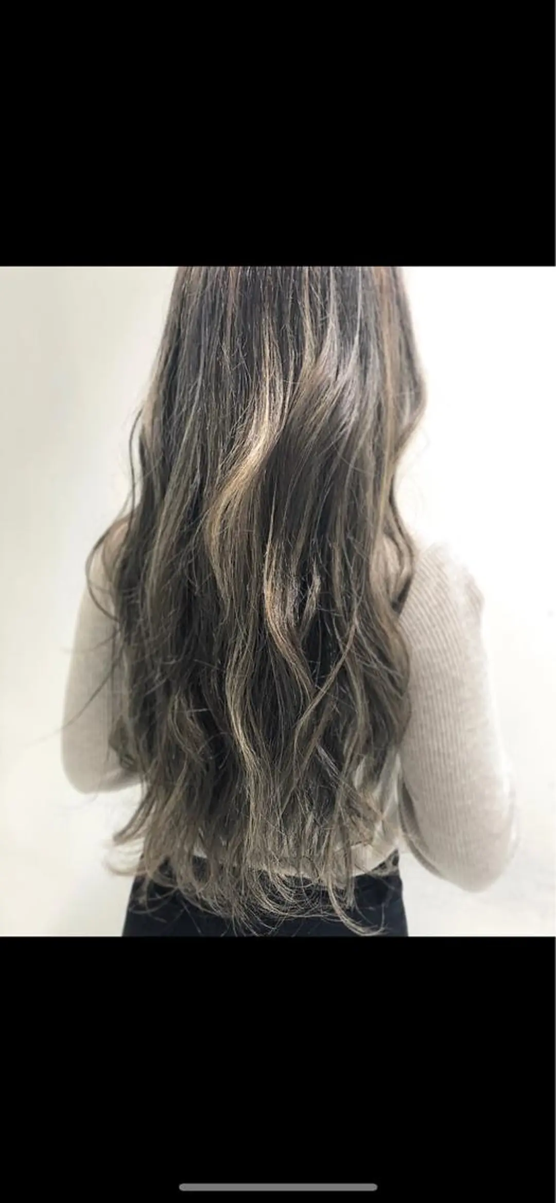 ロング カラー comfy すずなのヘアスタイル