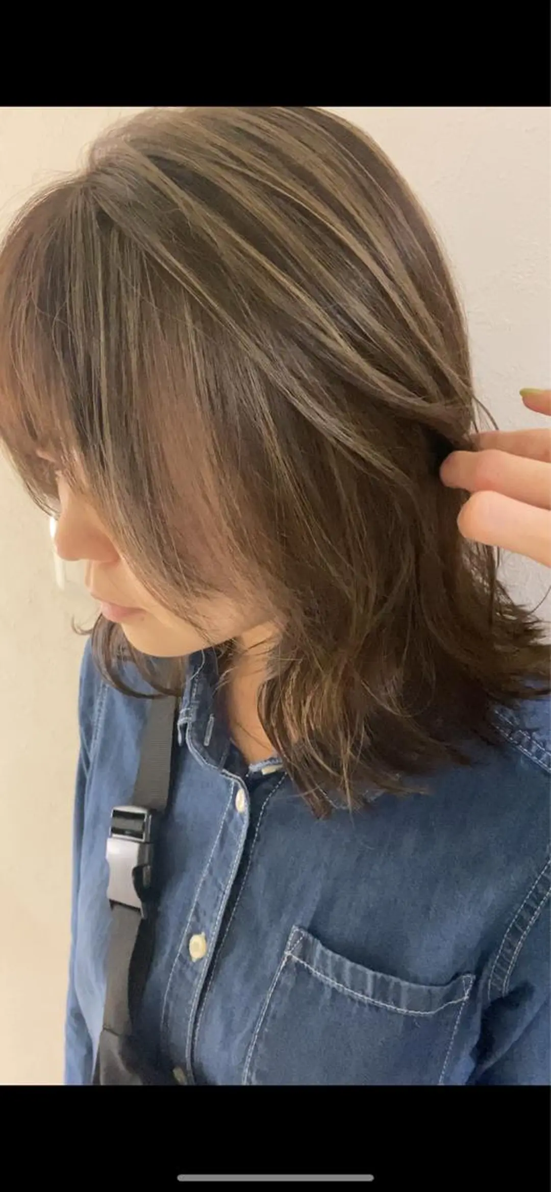 セミロング SOAR所属・【髪質改善・コテ巻き パーマ】　長浜千紘のヘアスタイル